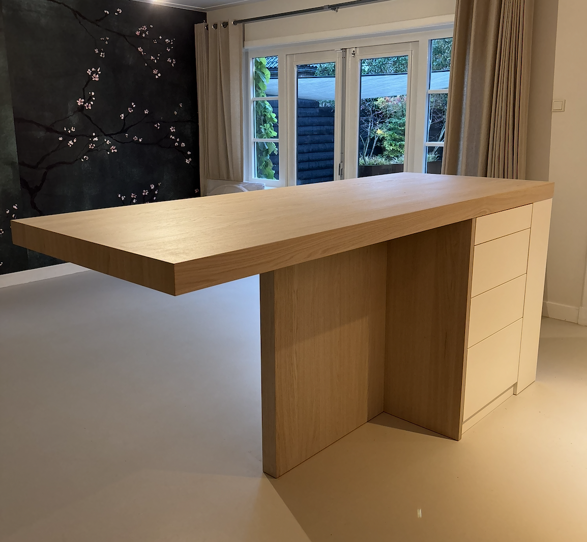 Gerealiseerd keuken eiland op maat in Laren