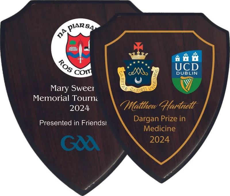 Walnut Shield – UV Printed 
This product can be laser engraved or UV - Printed. UV Printing adds an aditional cost to each trophy. 

Sizes: 	
22.5cm, 25.5cm