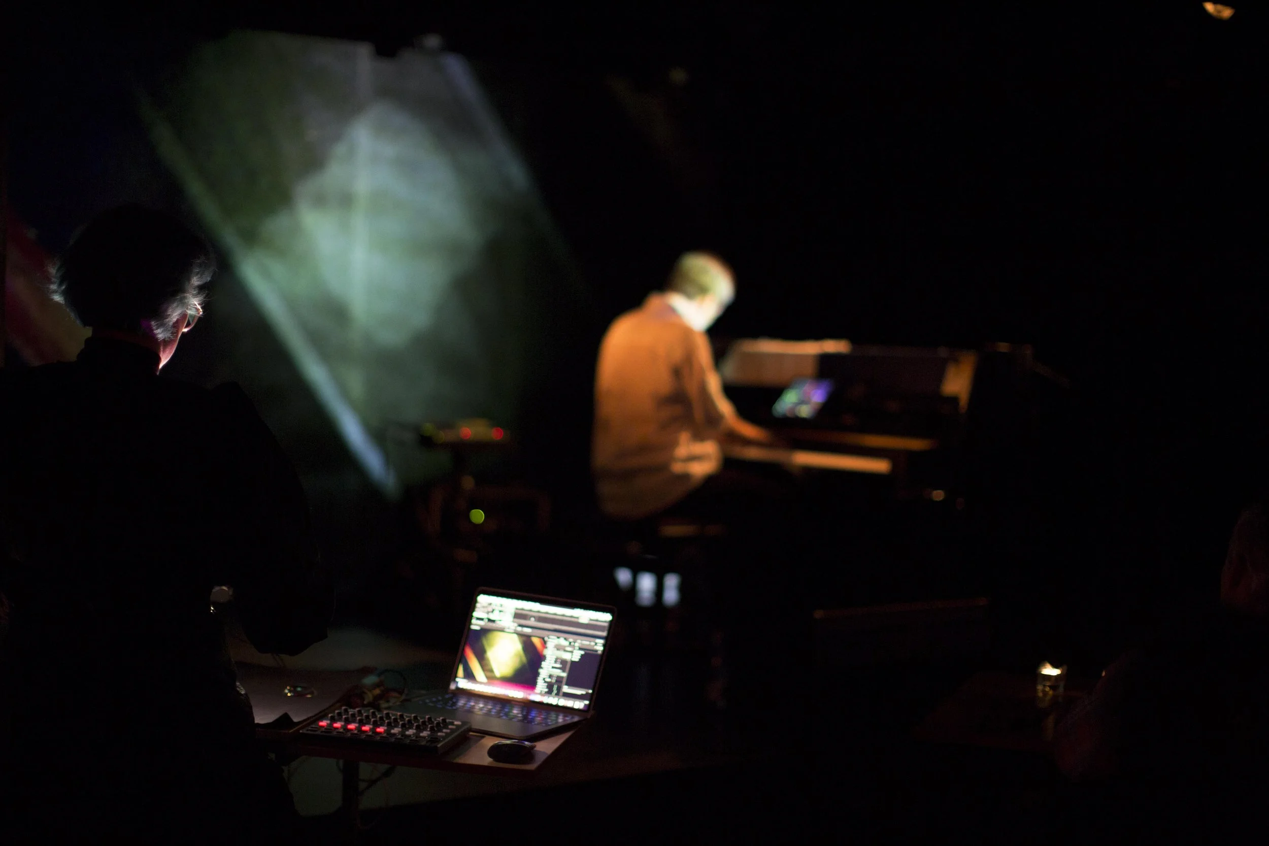 Henrik LindstrandxSLØR8.jpg