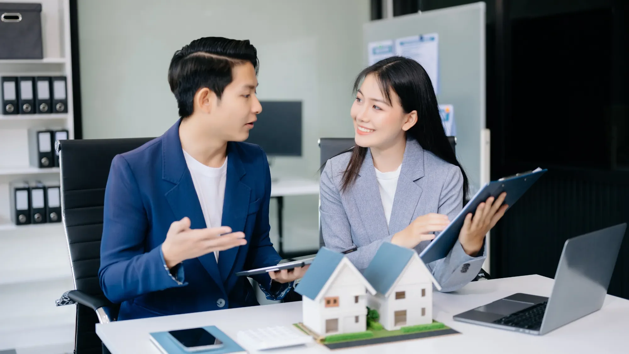 After Settlement: How a Mortgage Broker Can Continue Supporting You