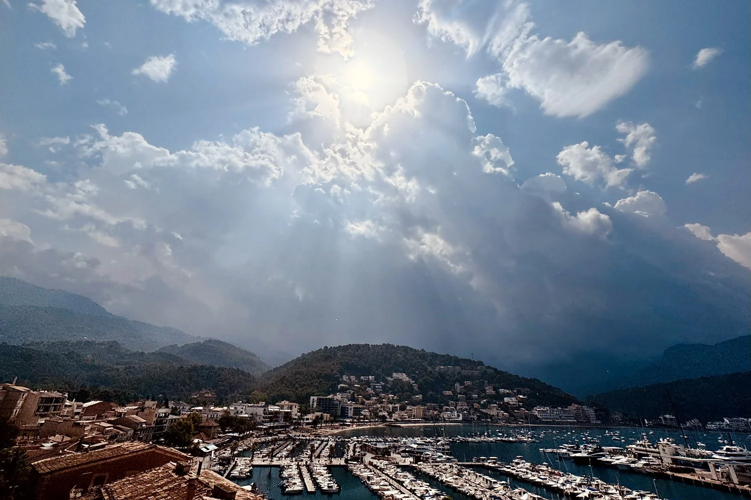 The Unseen Threat: How a Weakening Jet Stream Is Reshaping Travel in the Mediterranean