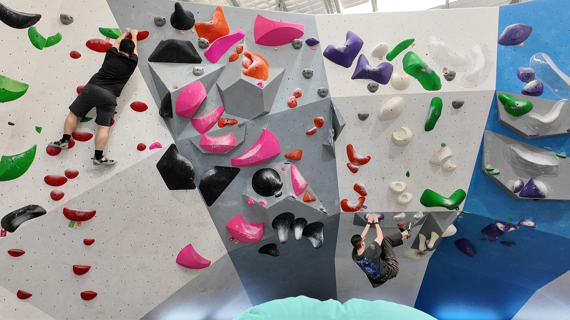 DJI_20250427150633_0456_D.00_00_47_05.Still027.png