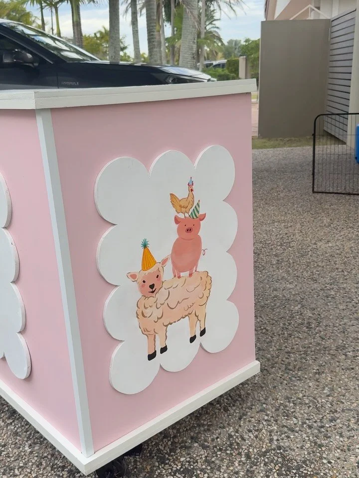 The cutest custom coffee cart (if I do say so myself). I loved making this one, and I&rsquo;m so happy with how it looked on the day. 
#coffeecart #customcart #coffeecartforevents