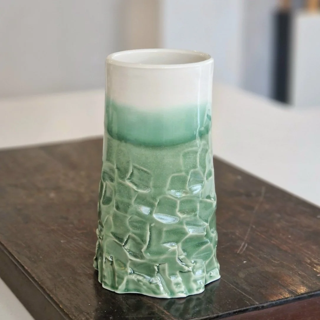 grøn keramikvase.jpg