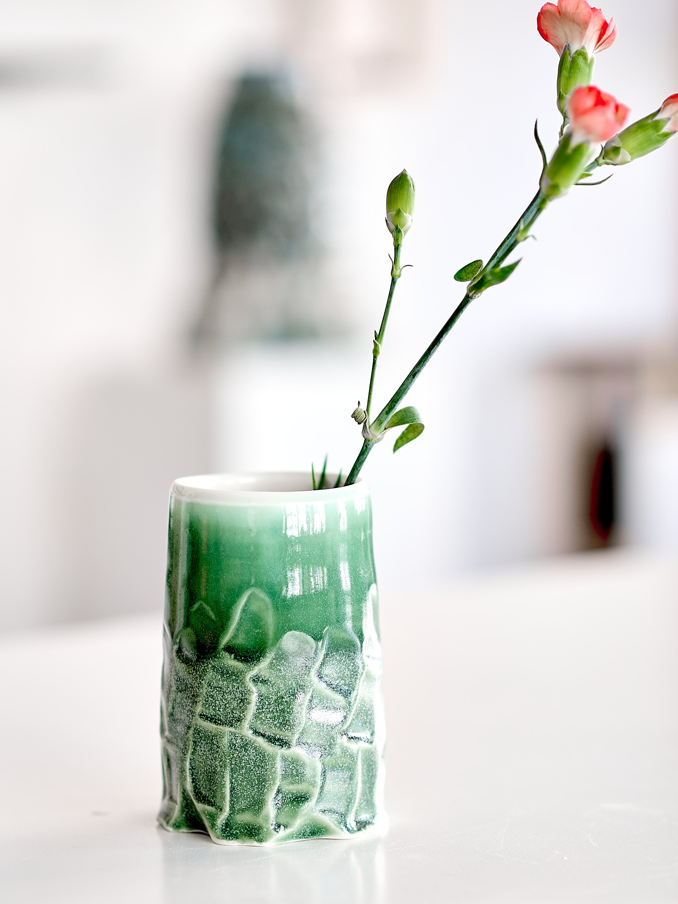 grøn keramikvase