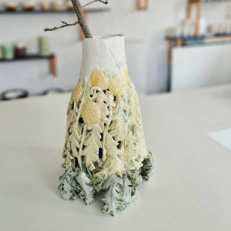 Mælkebøtte keramik vase.jpg