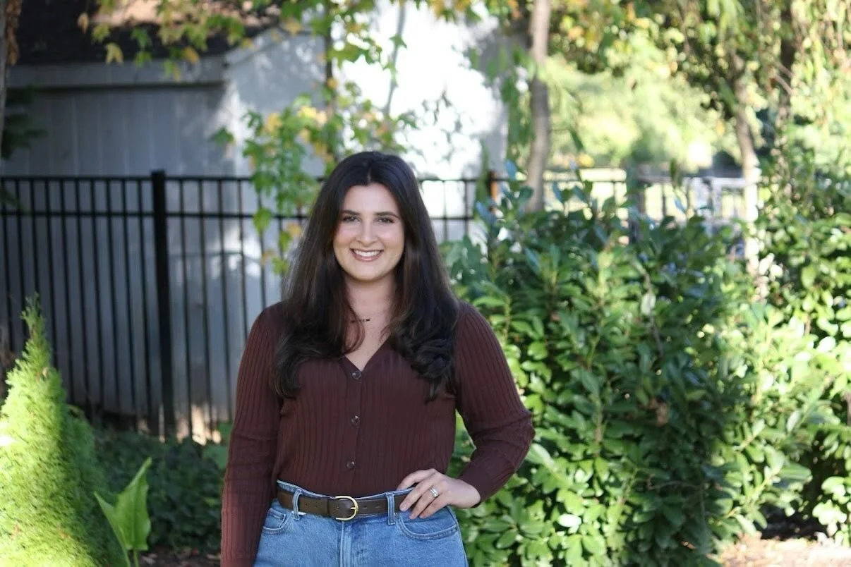 Introducing Brielle MA, LPC 🌻

Brielle believes in building strong trust and connection with her clients. She creates a safe, warm, and non-judgmental space where clients feel supported as they explore life&rsquo;s challenges. Her goal is to help cl