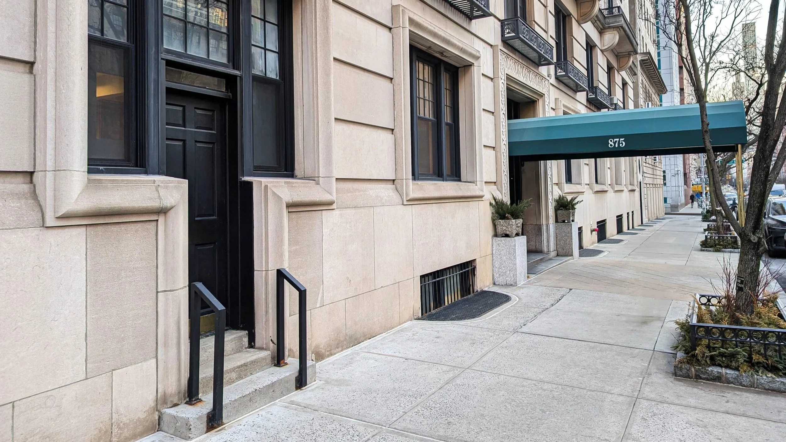 875 Park Ave, Suite 1B