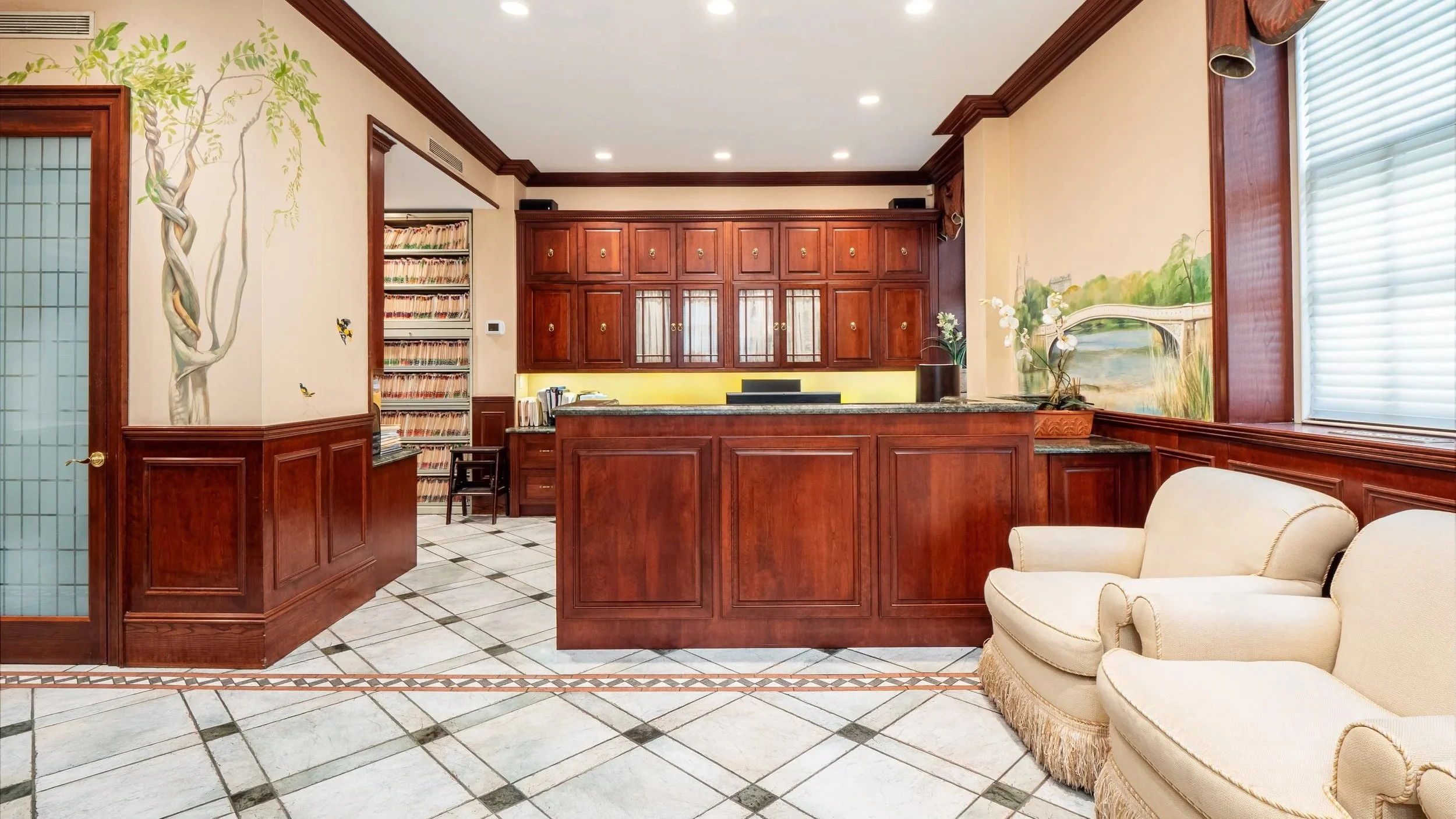 635 Park Avenue, Suite GRN