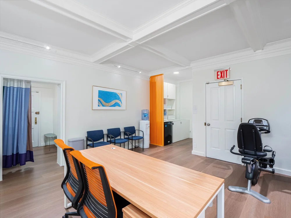 901 Lexington Ave 1B-3.jpg