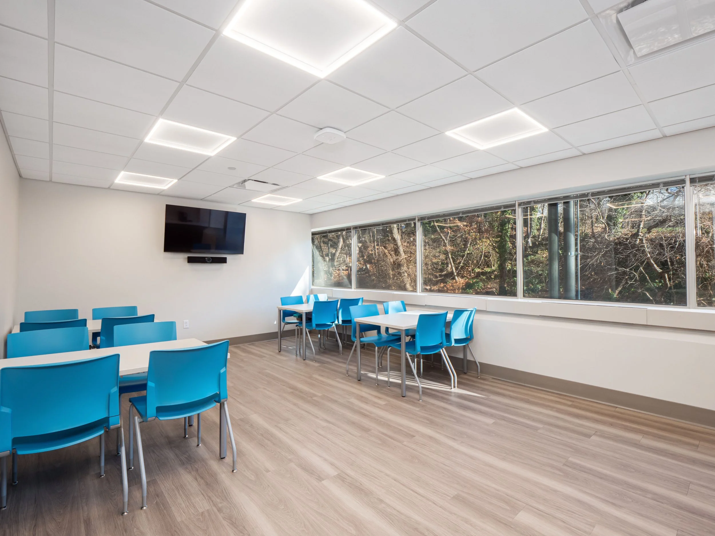 790 8th 1HIJK 148 East Ave_07.jpg