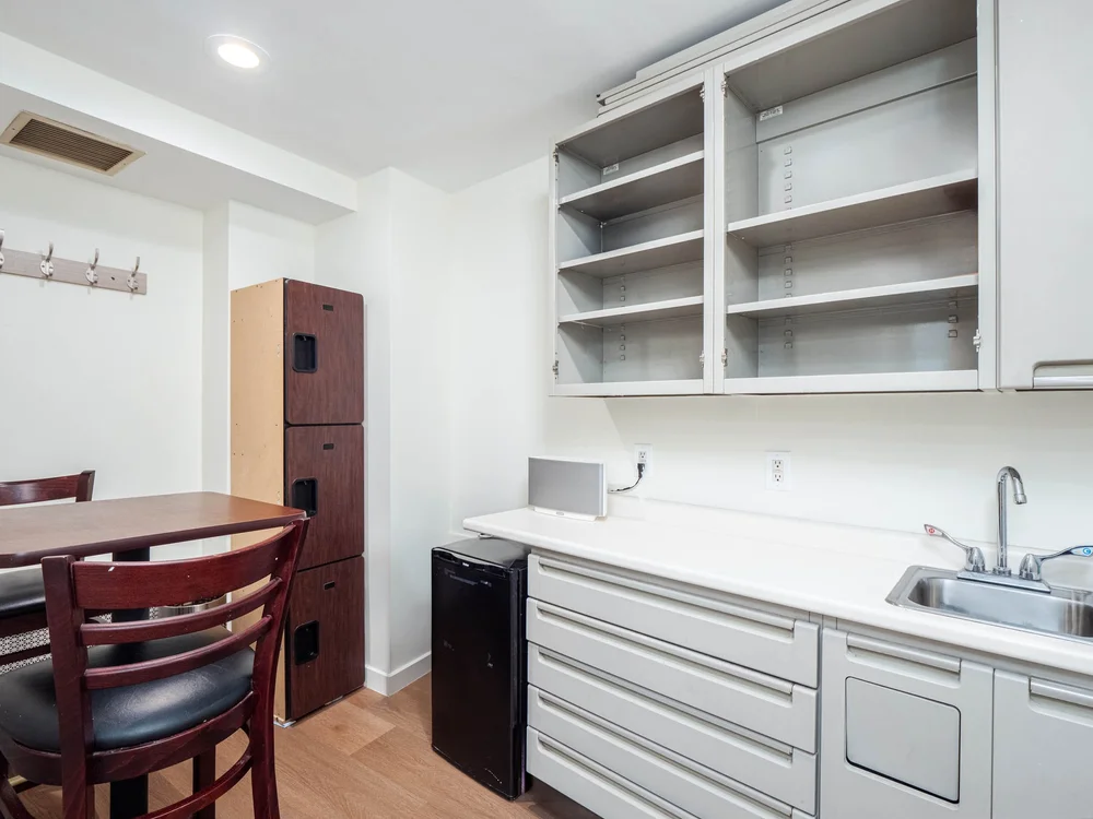 901 Lexington Ave 1B-8.jpg