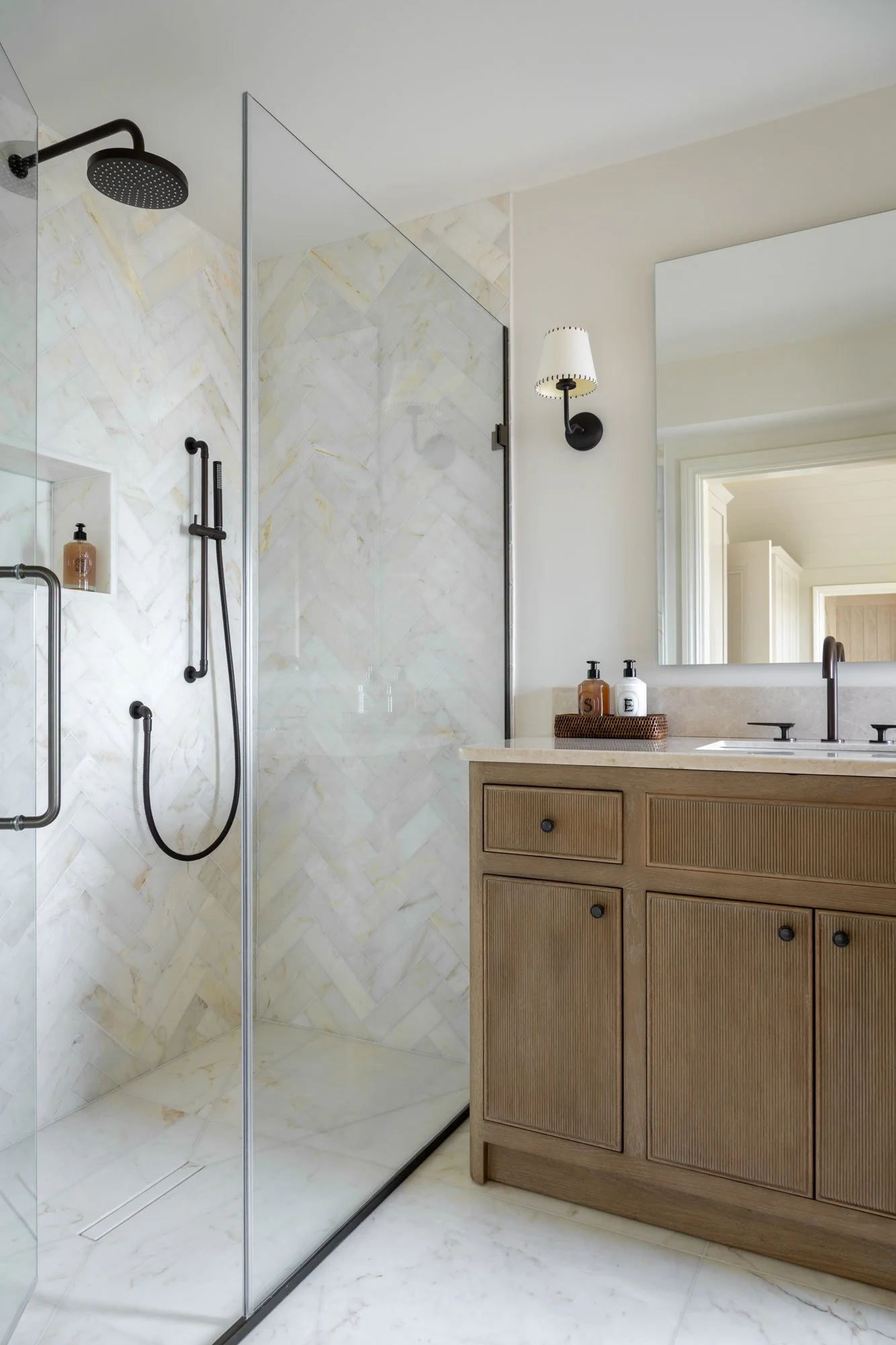 Master Ensuite 1 - Edgemere House.jpg