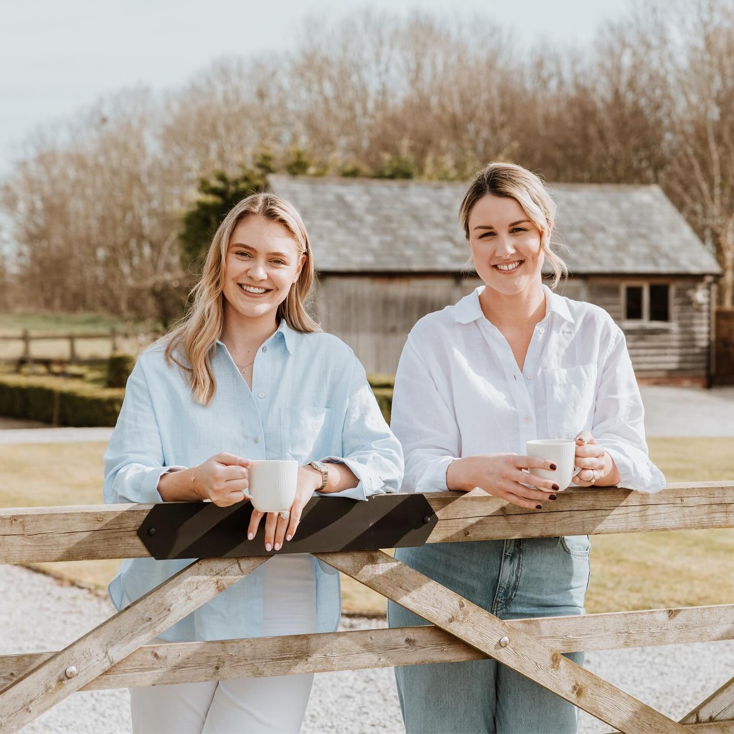 This week we have been in the throws of design scheming and polishing up the plans for a few of our projects ready to take off in May, so we are welcoming the long weekend with open arms! 

Wishing you all a very lovely bank holiday ☀️ 

#interiordes