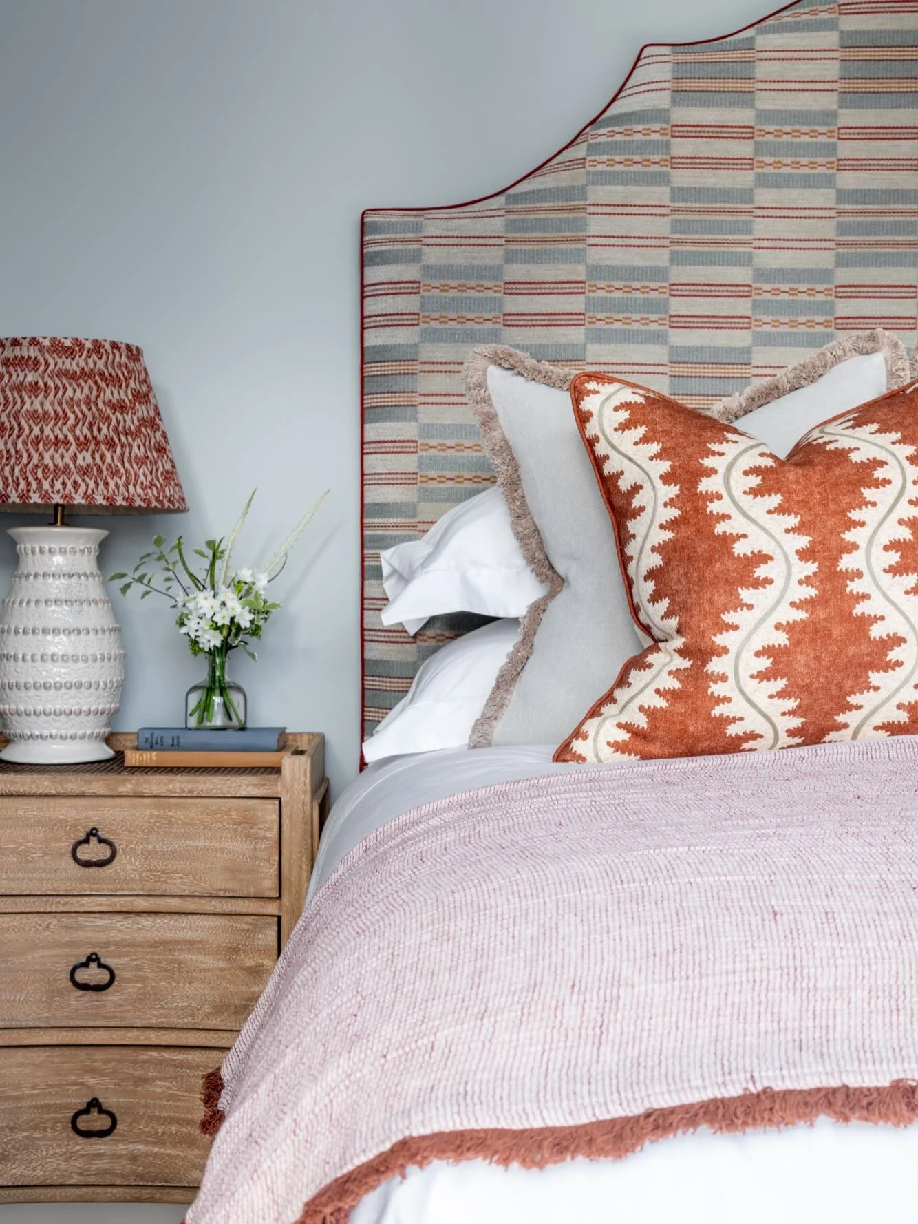 Hope everyone is having a lovely Saturday ✨🤍

Today we&rsquo;re reflecting on our client&rsquo;s bright &amp; beautiful bedroom, brimming with colour. We loved being creative with the patterns &amp; colour pallet to create a space that feels both pe