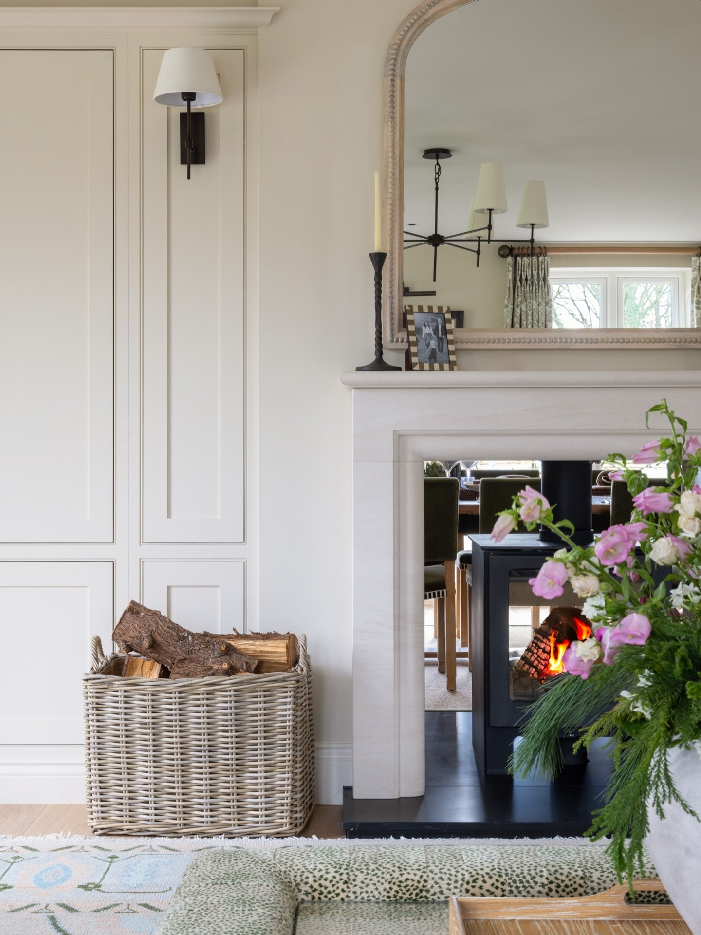 Now the brighter days are here, we find ourselves reaching for summer florals &amp; a fresh palette of seasonal colours. We have some beautiful new projects on the table that bring such a summer vibe to the studio. 💐🍃

#InteriorDesign #cheshiredesi