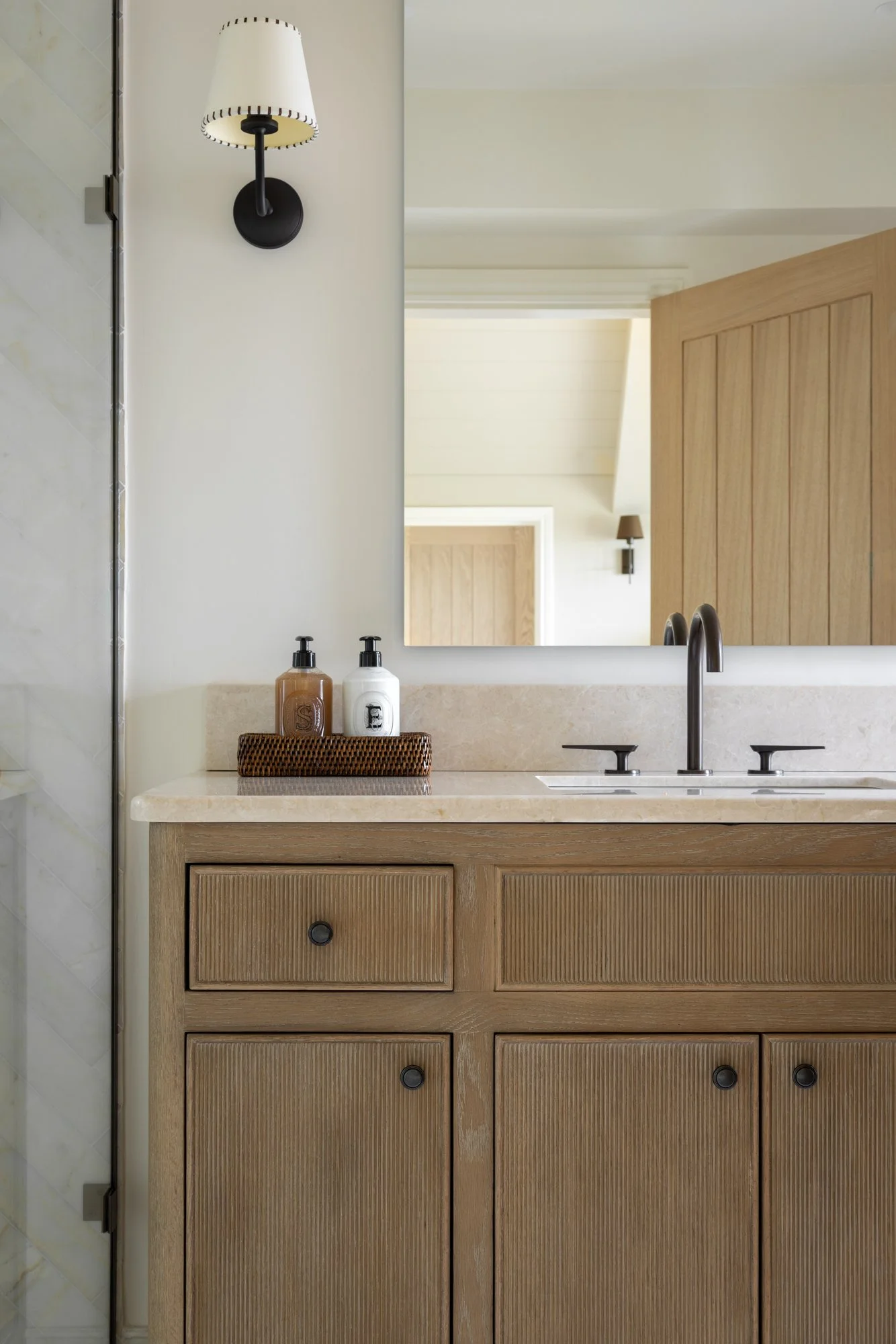 Master Ensuite 2 - Edgemere House.jpg