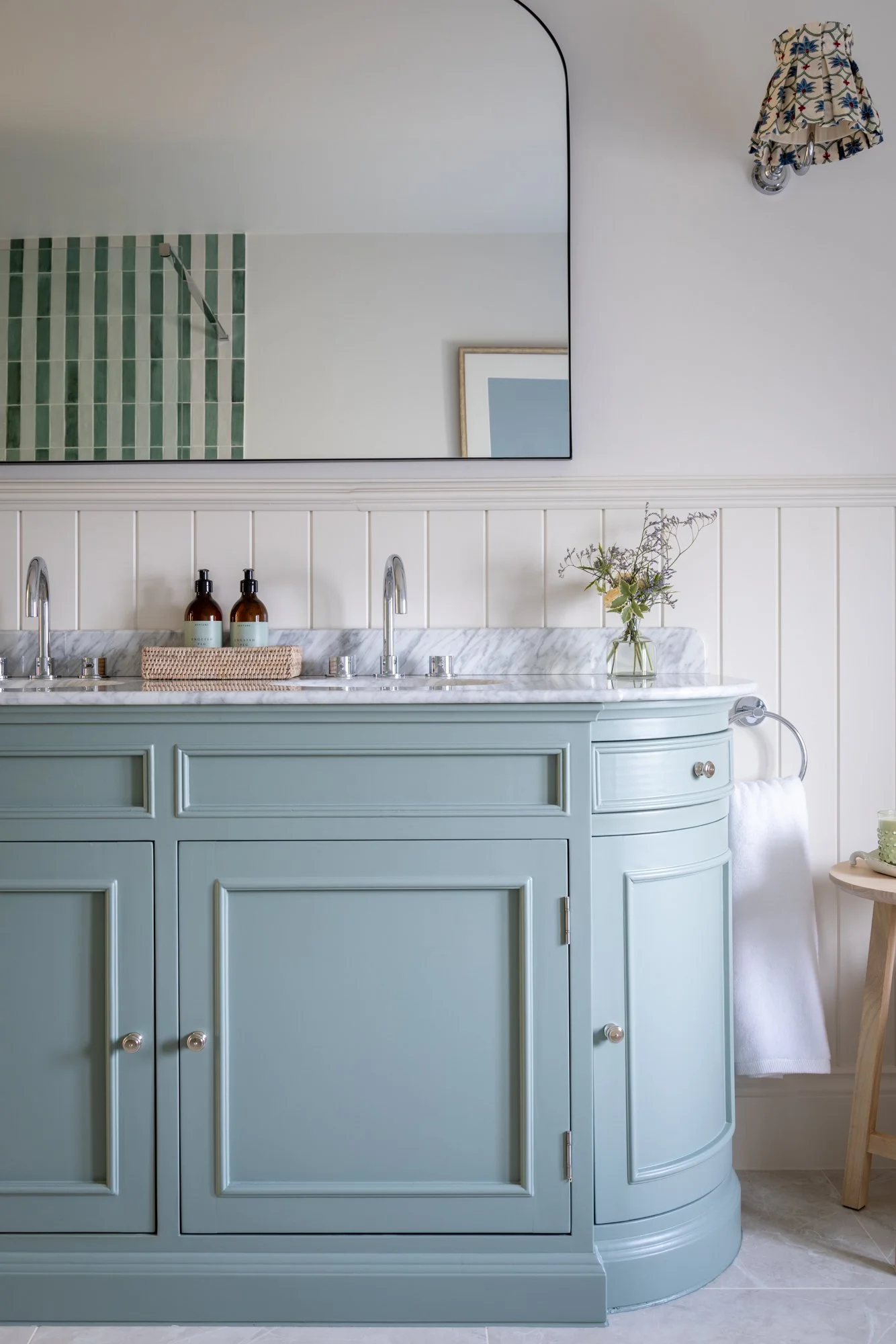 First Floor Bathroom 1 - Edgemere House.jpg