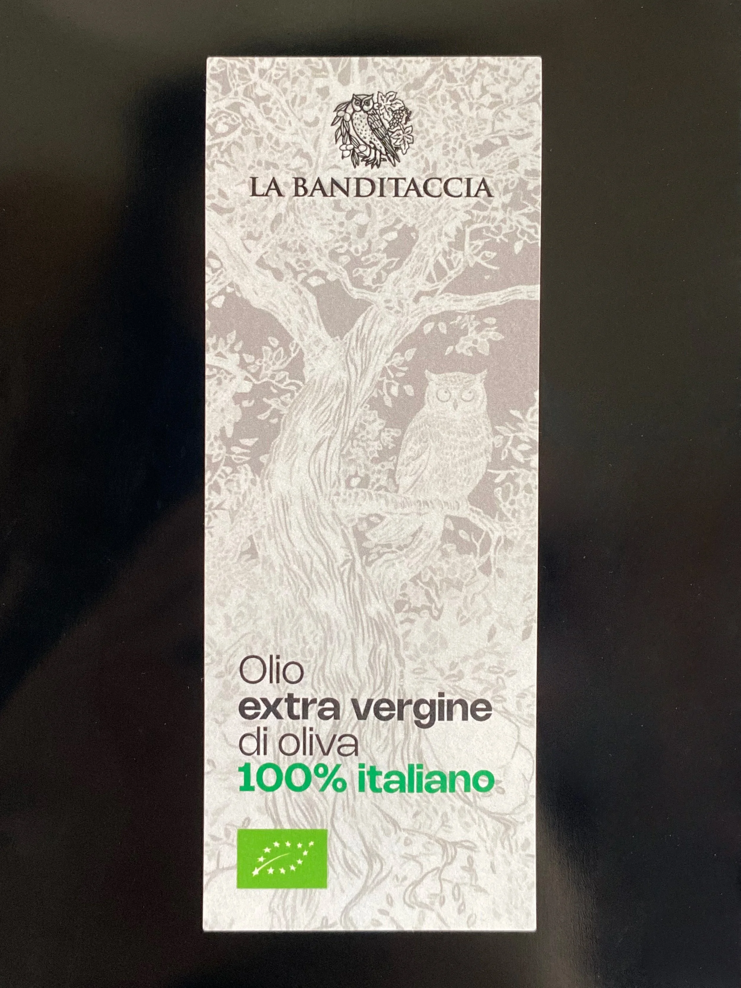 oil-label-project-olive-tree-owl-illustration-graphic-design-extra-vergine-italiano