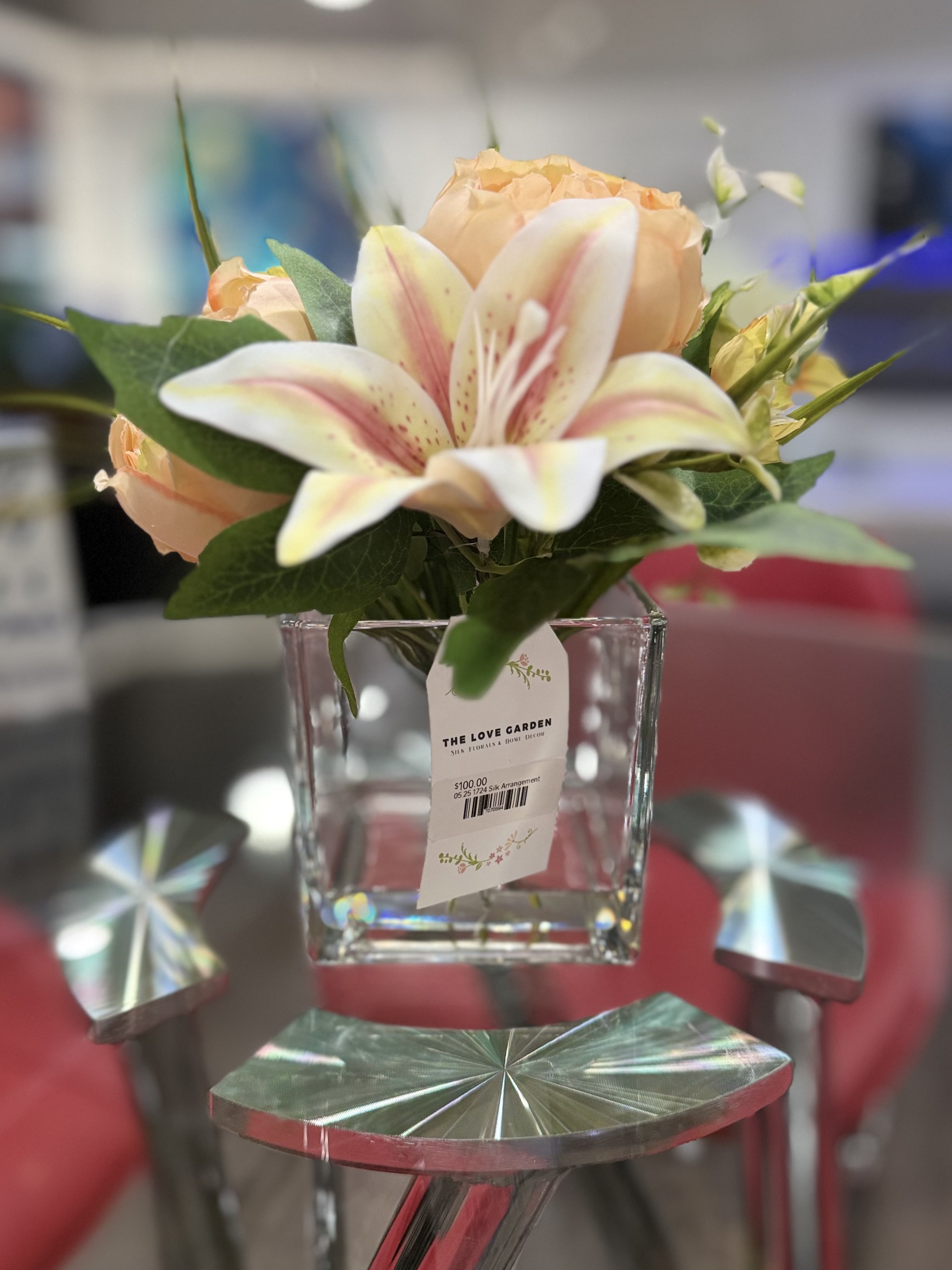 05.25 1724 Silk Arrangement