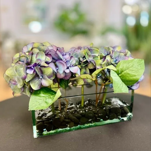 1250 PU/GR Hydrangeas  in Water Look
