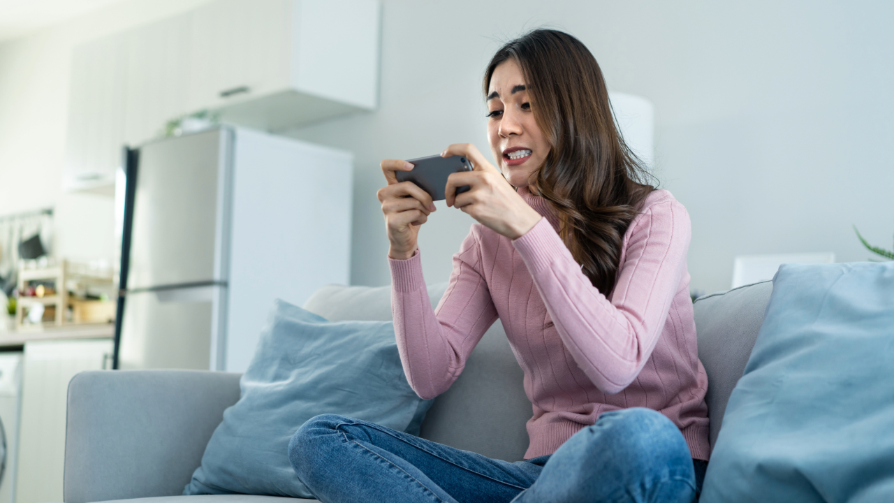 The Hidden Costs of Email Overload (And How AI Can Help)