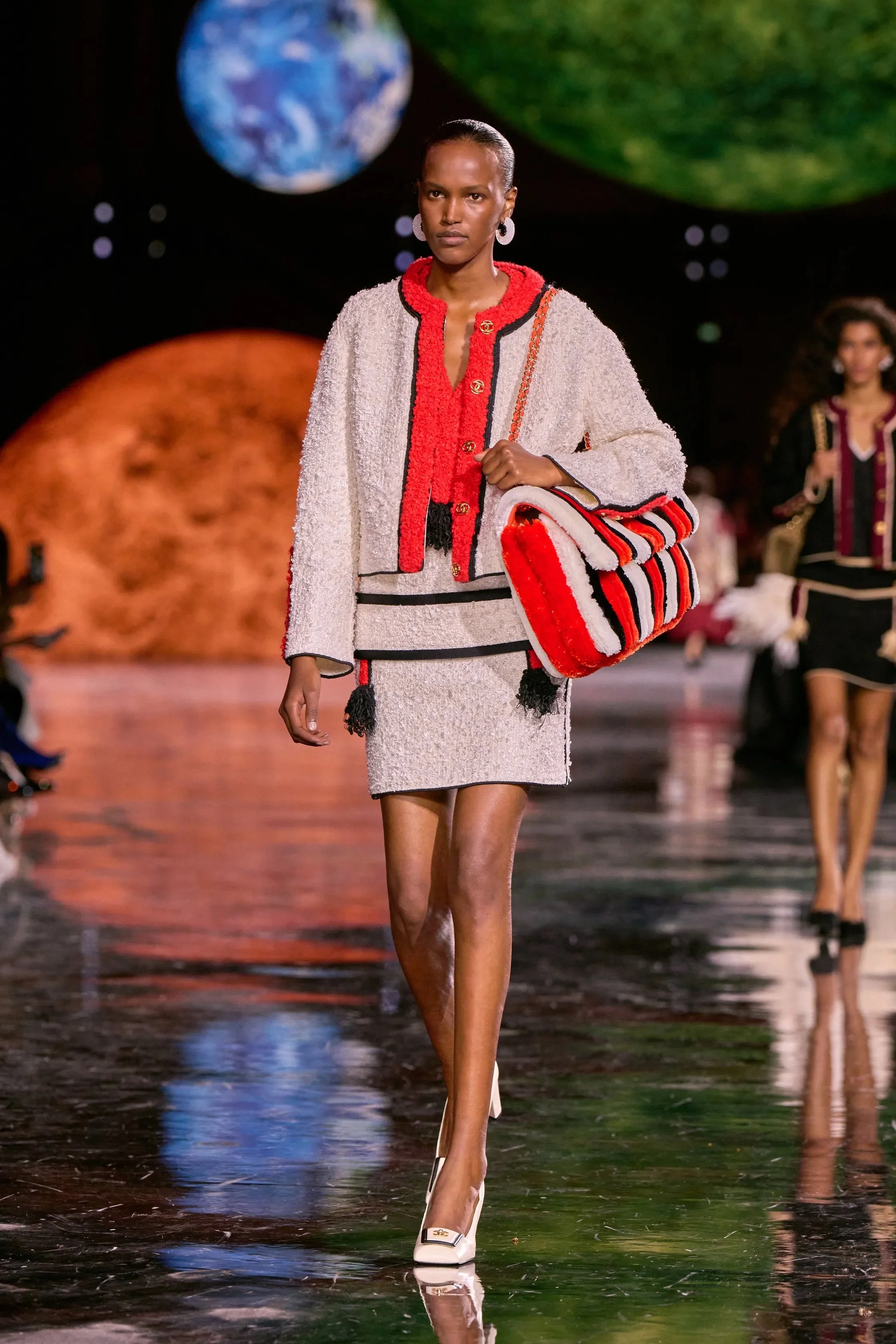 00054-chanel-spring-2026-ready-to-wear-credit-gorunway.jpeg