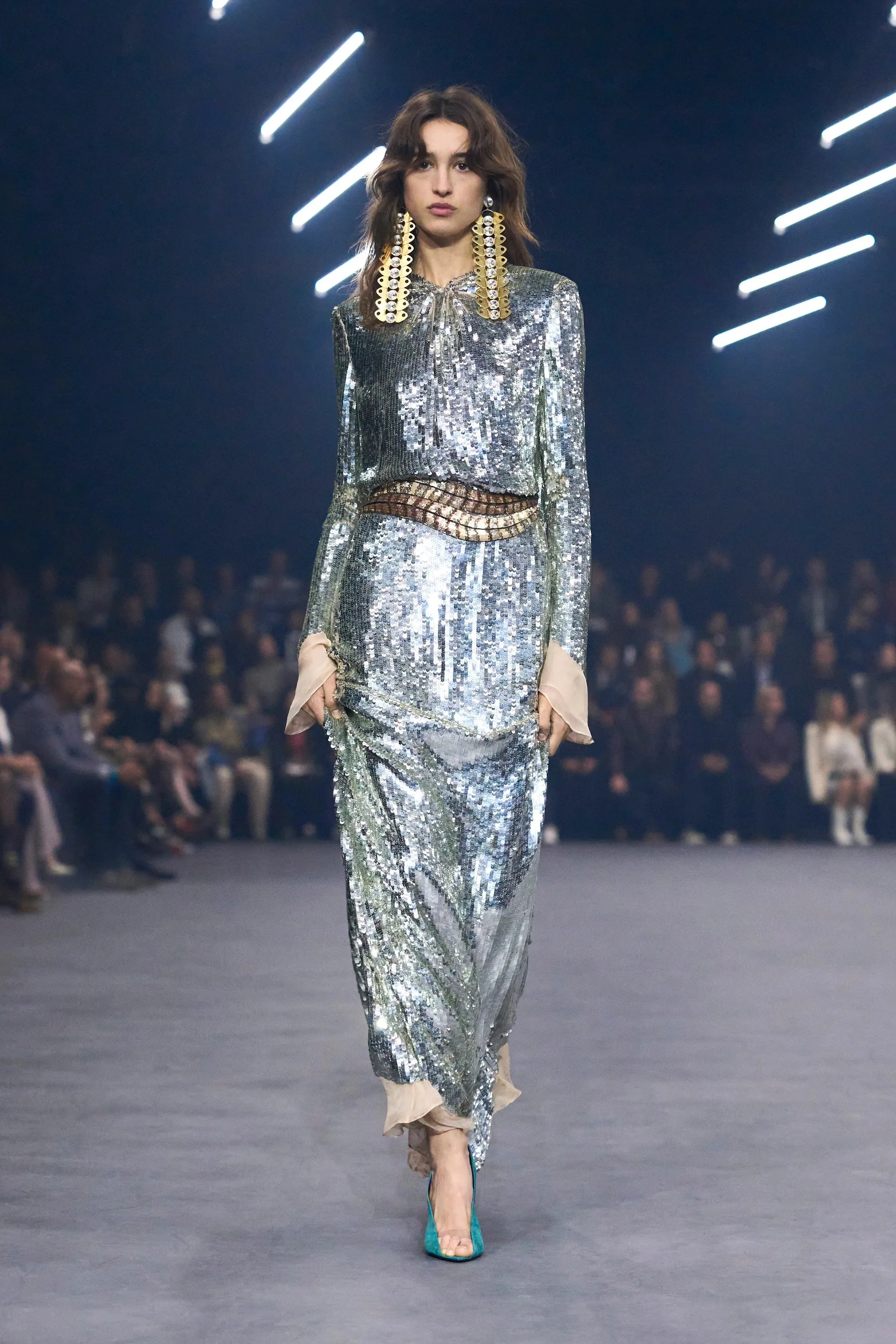 00080-valentino-spring-2026-ready-to-wear-credit-gorunway.jpeg