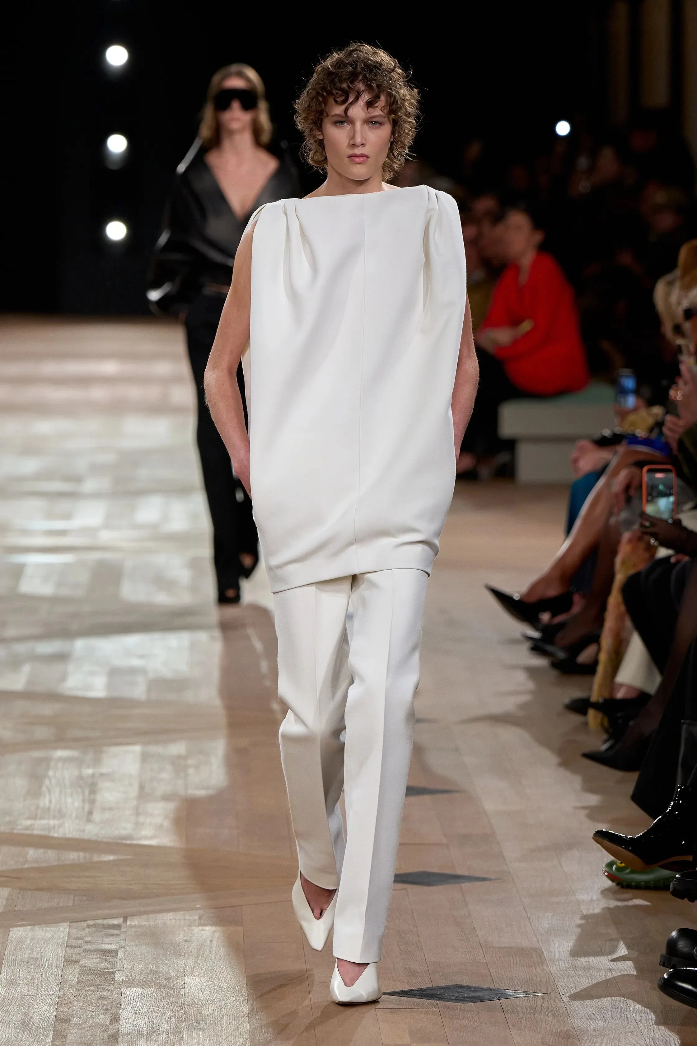 00003-balenciaga-spring-2026-ready-to-wear-credit-gorunway.jpeg