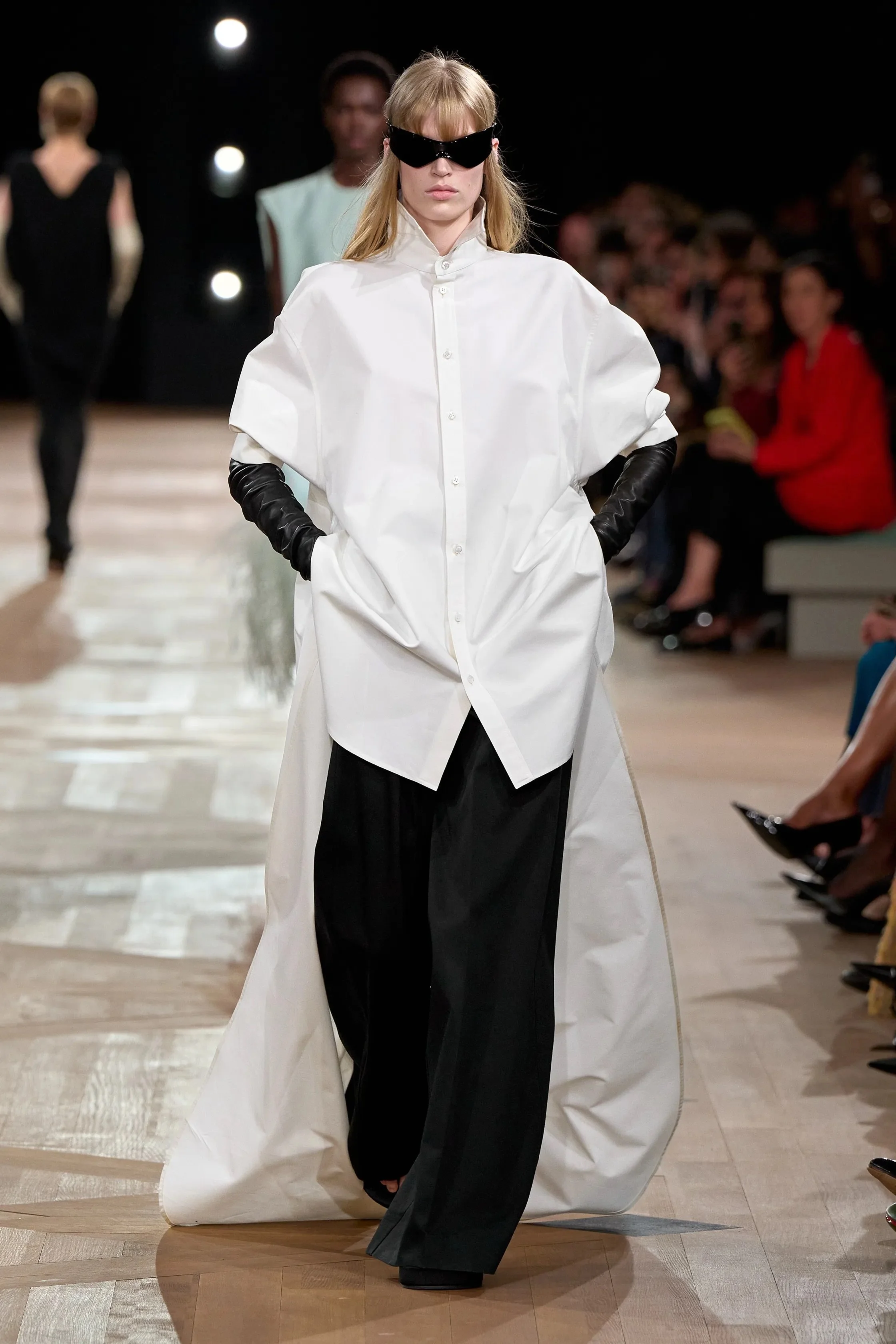 00008-balenciaga-spring-2026-ready-to-wear-credit-gorunway.jpeg