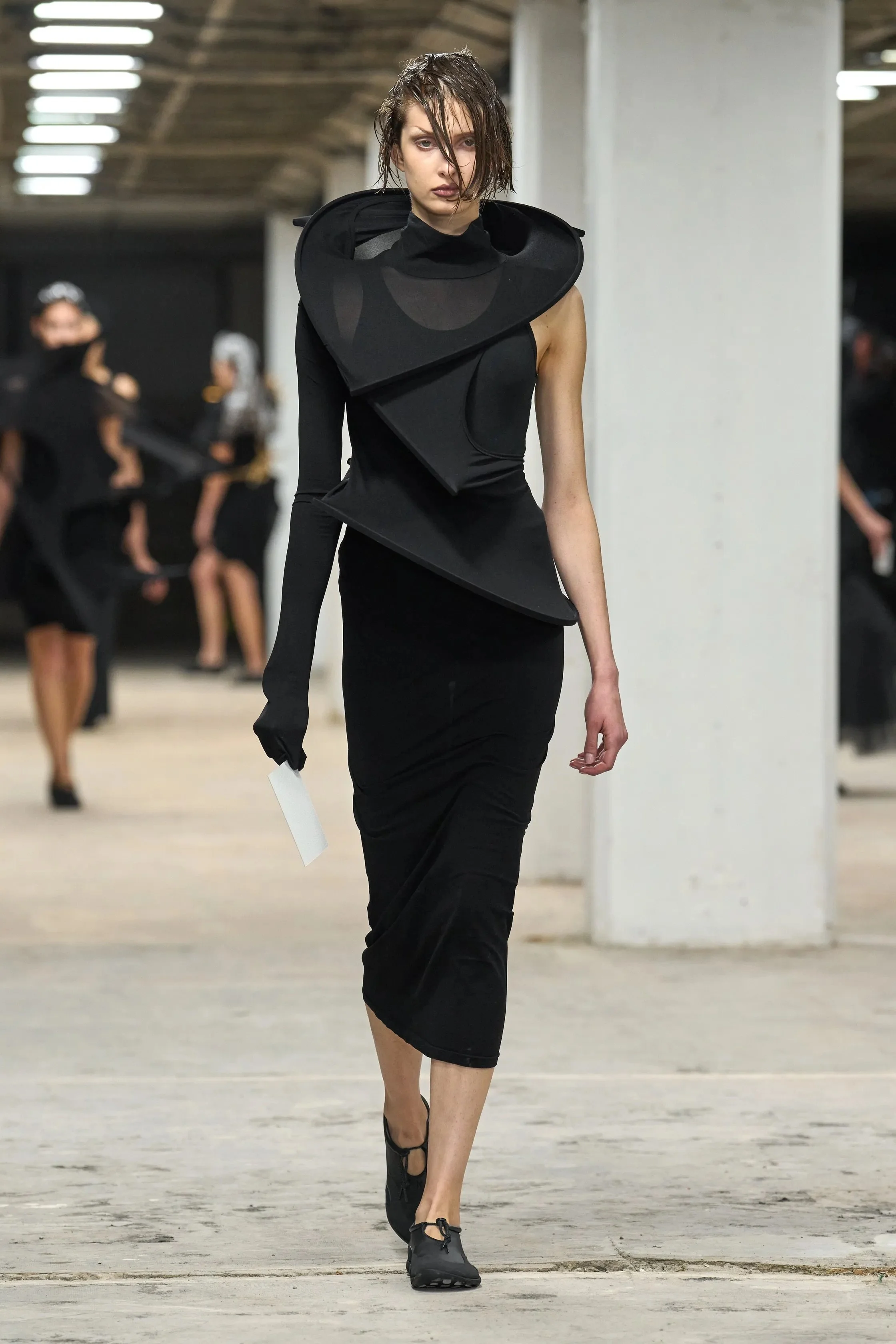 00013-junya-watanabe-spring-2026-ready-to-wear-credit-gorunway.jpeg