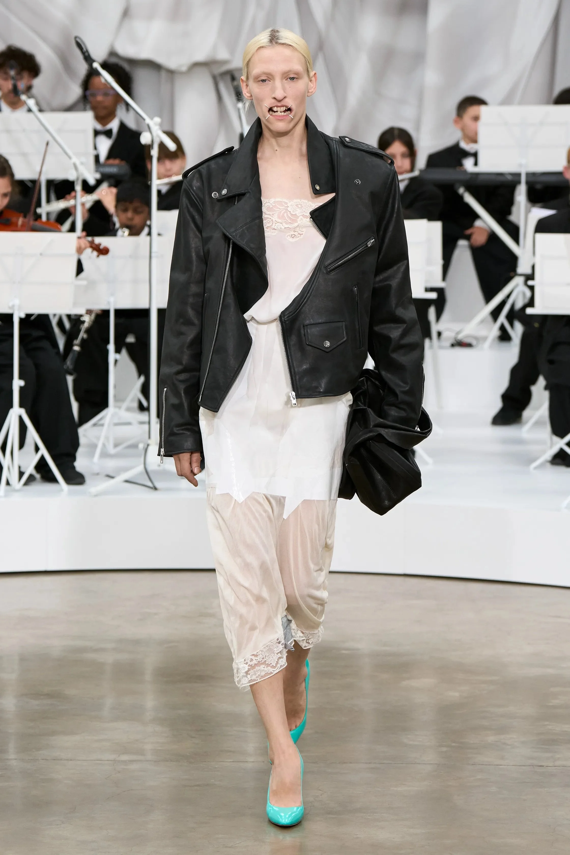 00021-maison-margiela-spring-2026-ready-to-wear-credit-gorunway.jpeg
