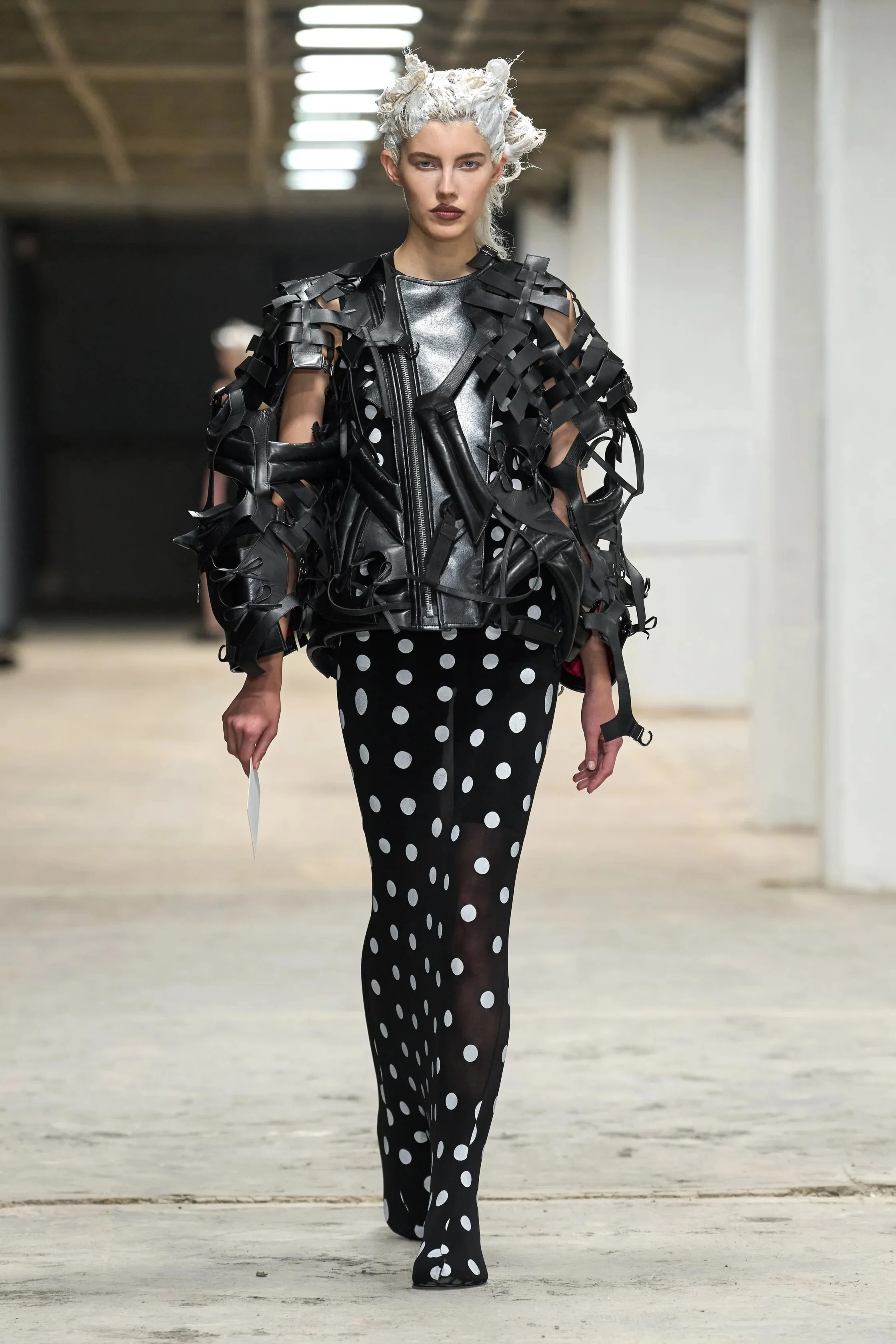 00027-junya-watanabe-spring-2026-ready-to-wear-credit-gorunway.jpeg