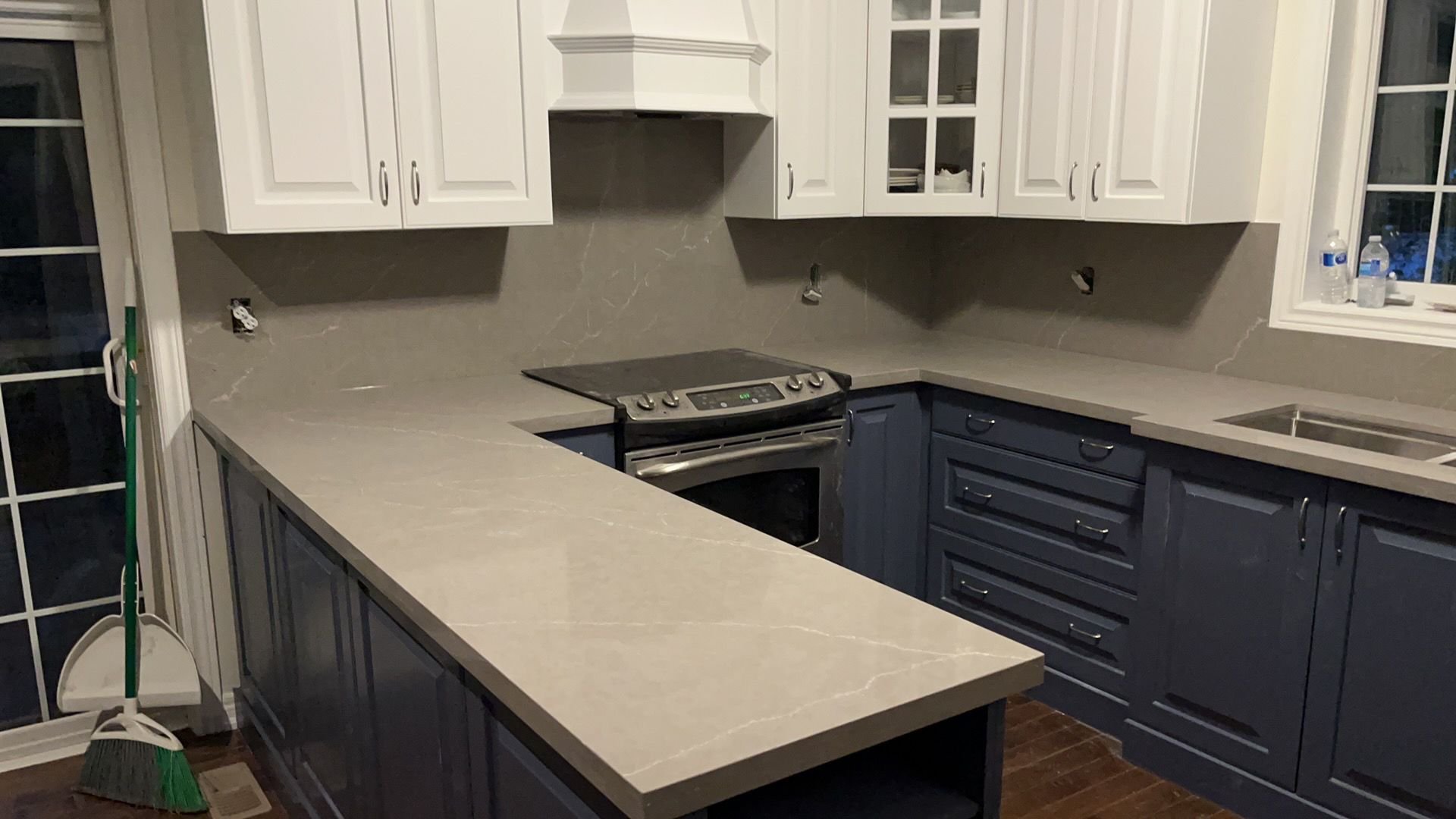 HOW DO YOU COORDINATE A COUNTERTOP AND BACKSPLASH? — Alpine Stone Ltd.