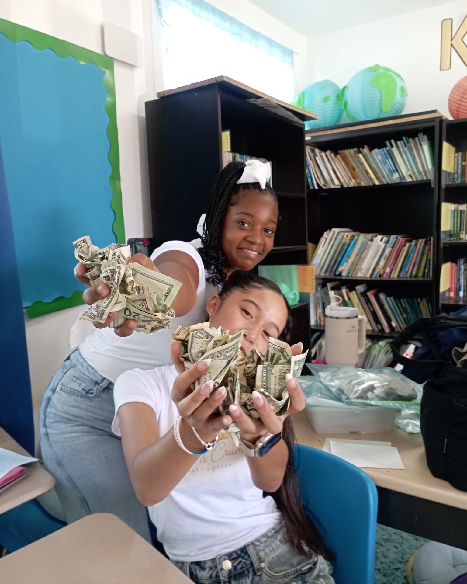 Our Grade 8 Social Studies students recently hosted their Entrepreneur Sale as part of the CCSLC Social Studies SBA taking the practice of writing a business plan off the paper and into the real world. From product development to pricing strategies, 