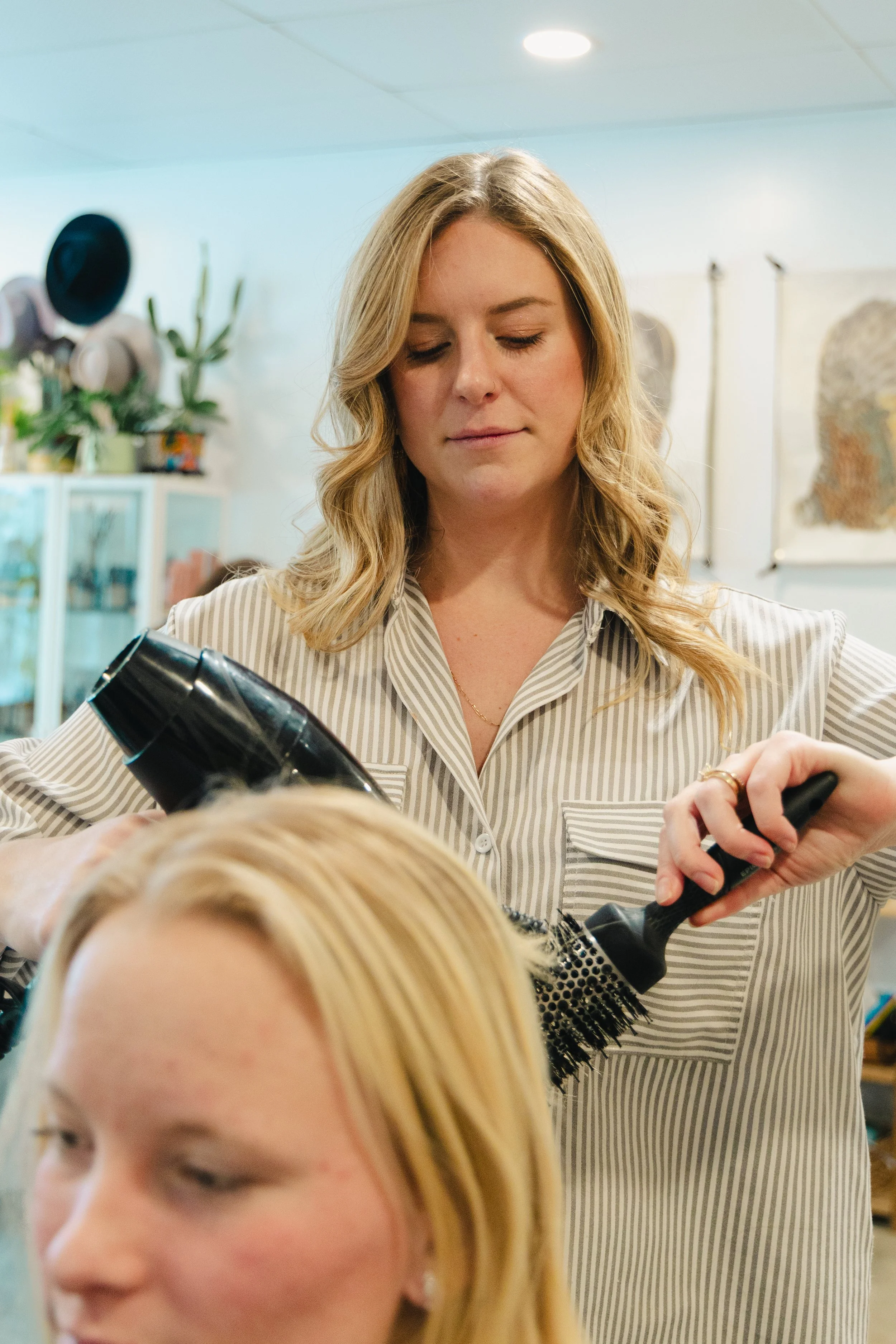 Katie Casey is a natural talent! She has been doing hair for 4 years! Katie has an eye for detail and loves color and cuts!