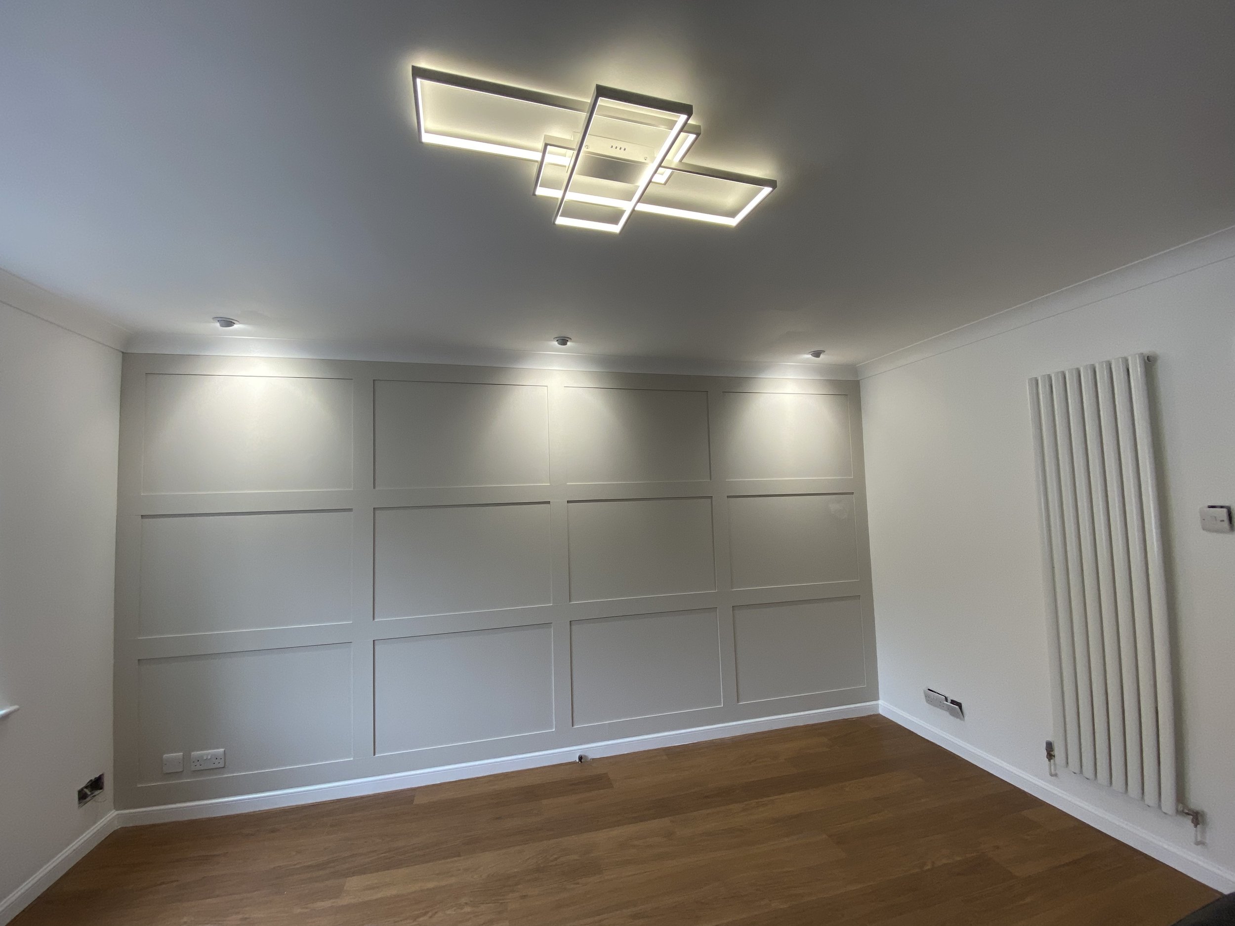 Stevenage-electrician-livingroom-lighting-install.jpg