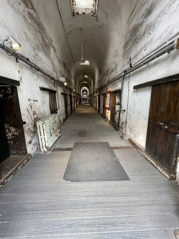 Do museums have a responsibility to name and address issues of contemporary importance? 