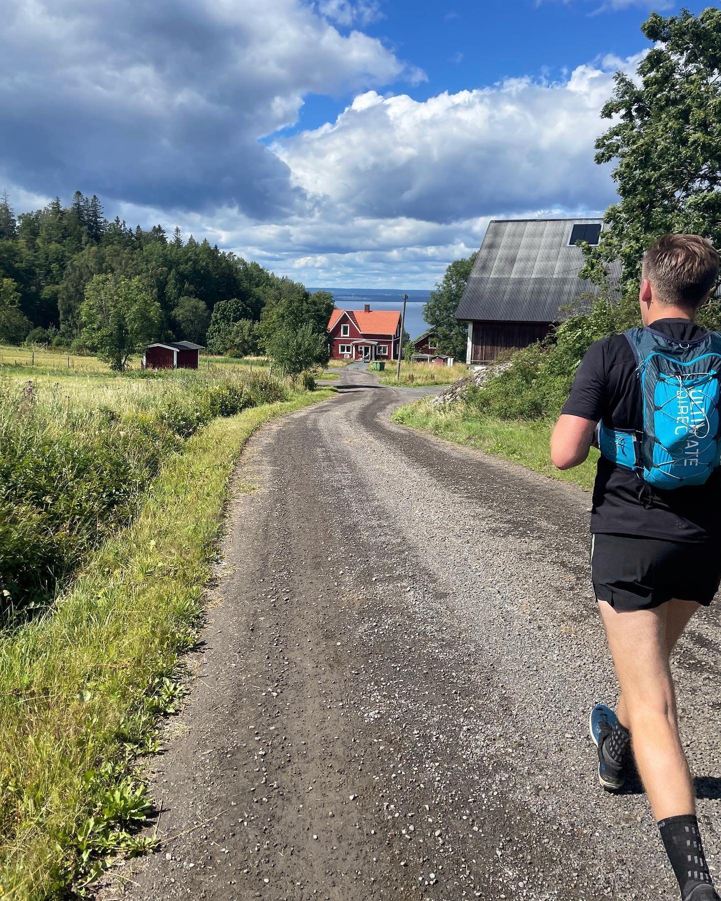 Tick tack! Registration is open one more week! Don&rsquo;t miss the chance to enjoy this beautiful race in the middle of Sm&aring;land. A race that honours love. Love for running, love for the great outdoors, love for someone special. Run because you