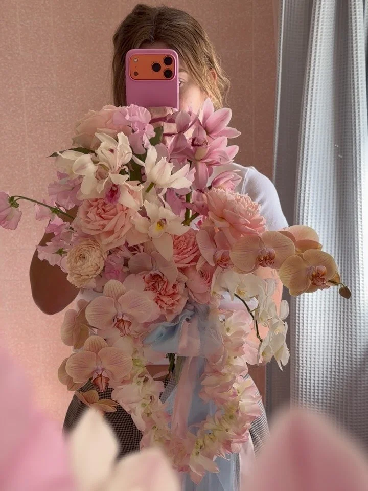 soft sweet peas, orchids, ranunculus + garden roses for Adelaide&rsquo;s Valentine&rsquo;s Day wedding ☁️🪽