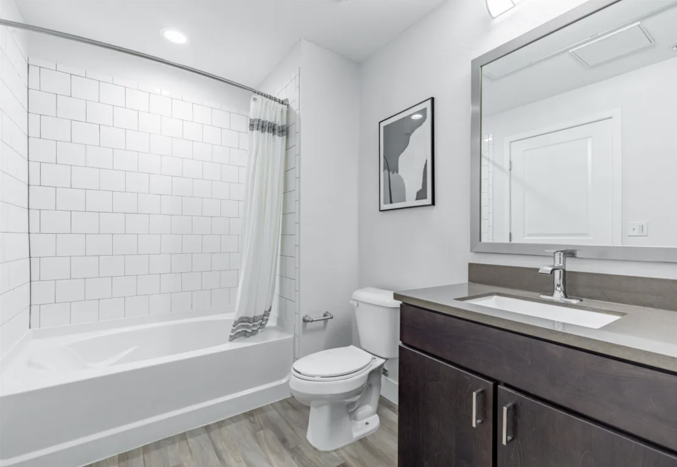 rockvue_bathroom.png