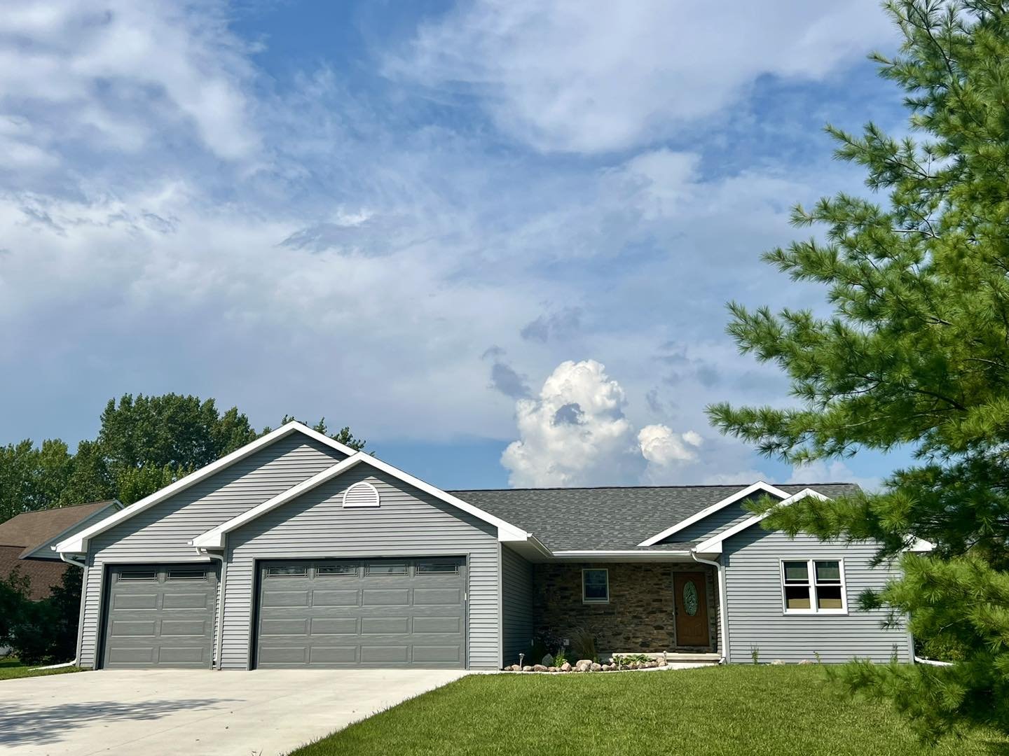 Enjoy your private Sandy Beach with Dock and fire pit. Featuring over 60 feet of shoreline on Lake Sandia stocked with fish, this like new four bedroom, three bath ranch on almost an acre is ready for you! Features open concept great room with gas fi
