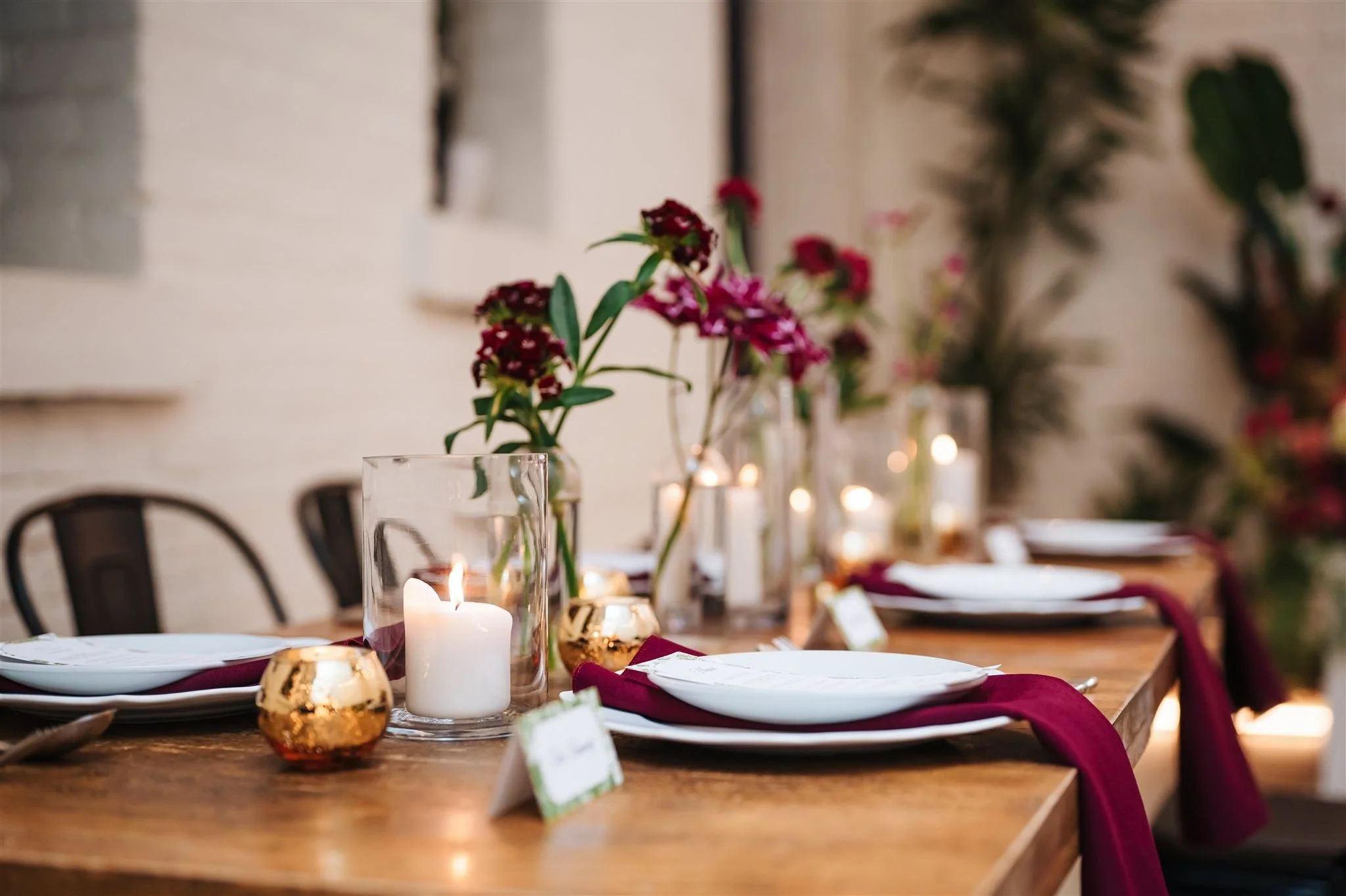 table arrangements at bone kettle's wedding events.