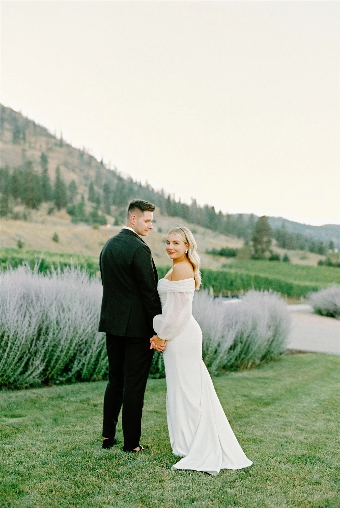 Kelowna Wedding Photographer