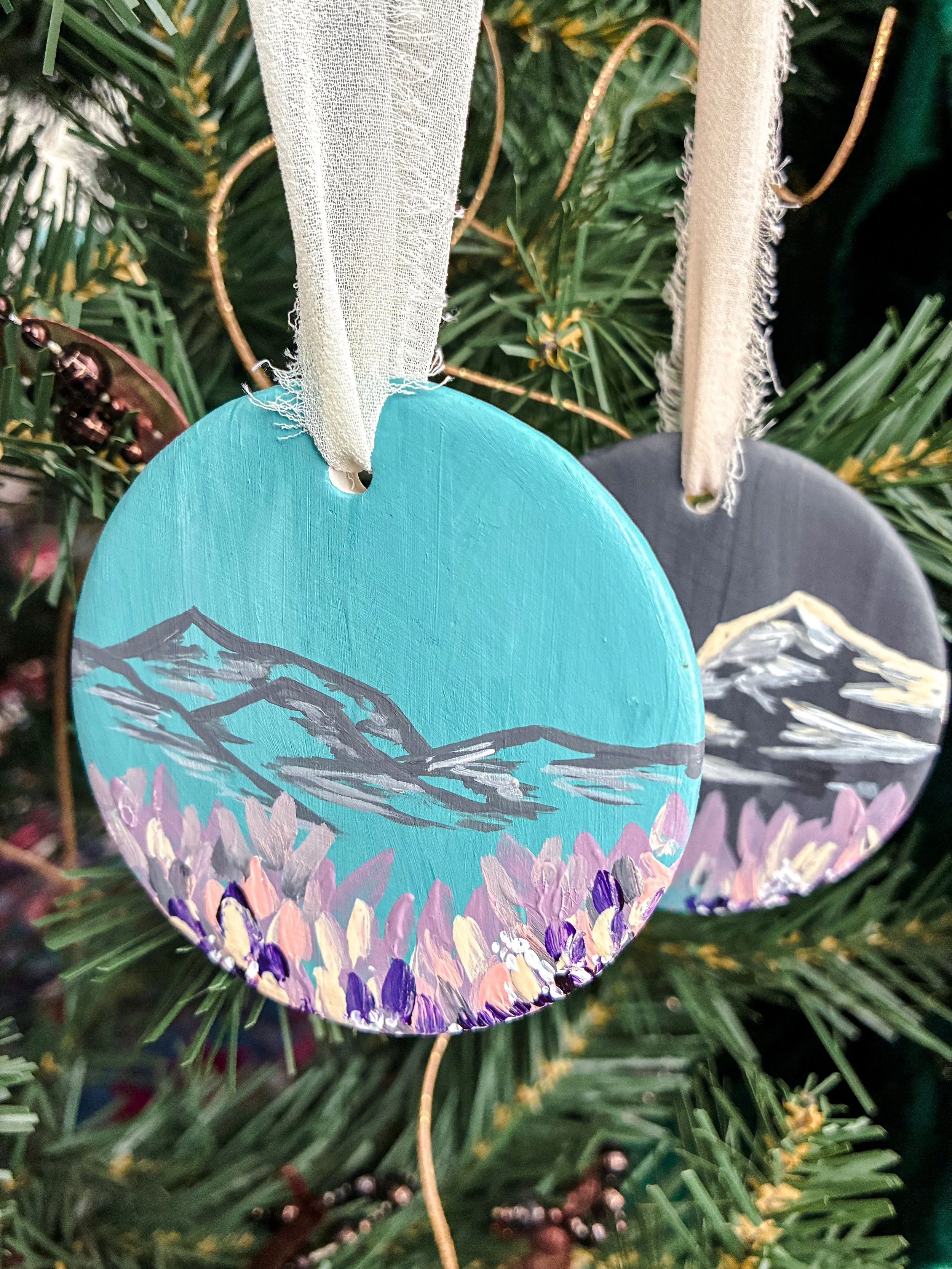 | Seafoam 1 | 2025 Heirloom Ornament