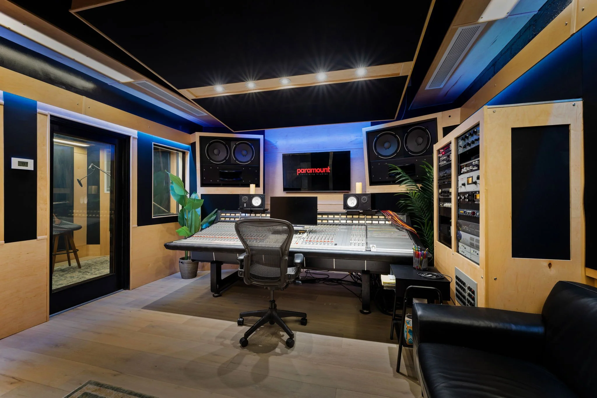 prs_studiox_controlroom_white2.JPG