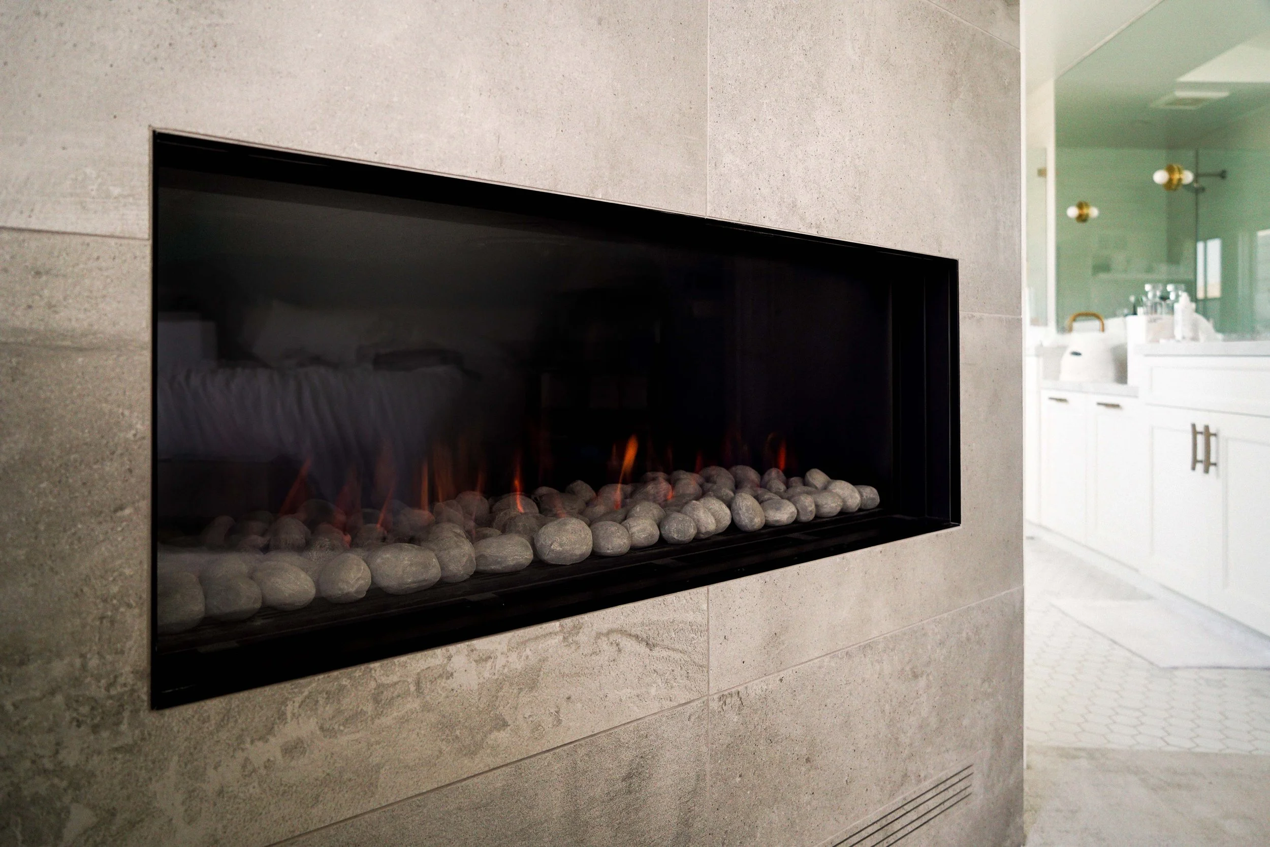 BR Fireplace 2.jpg