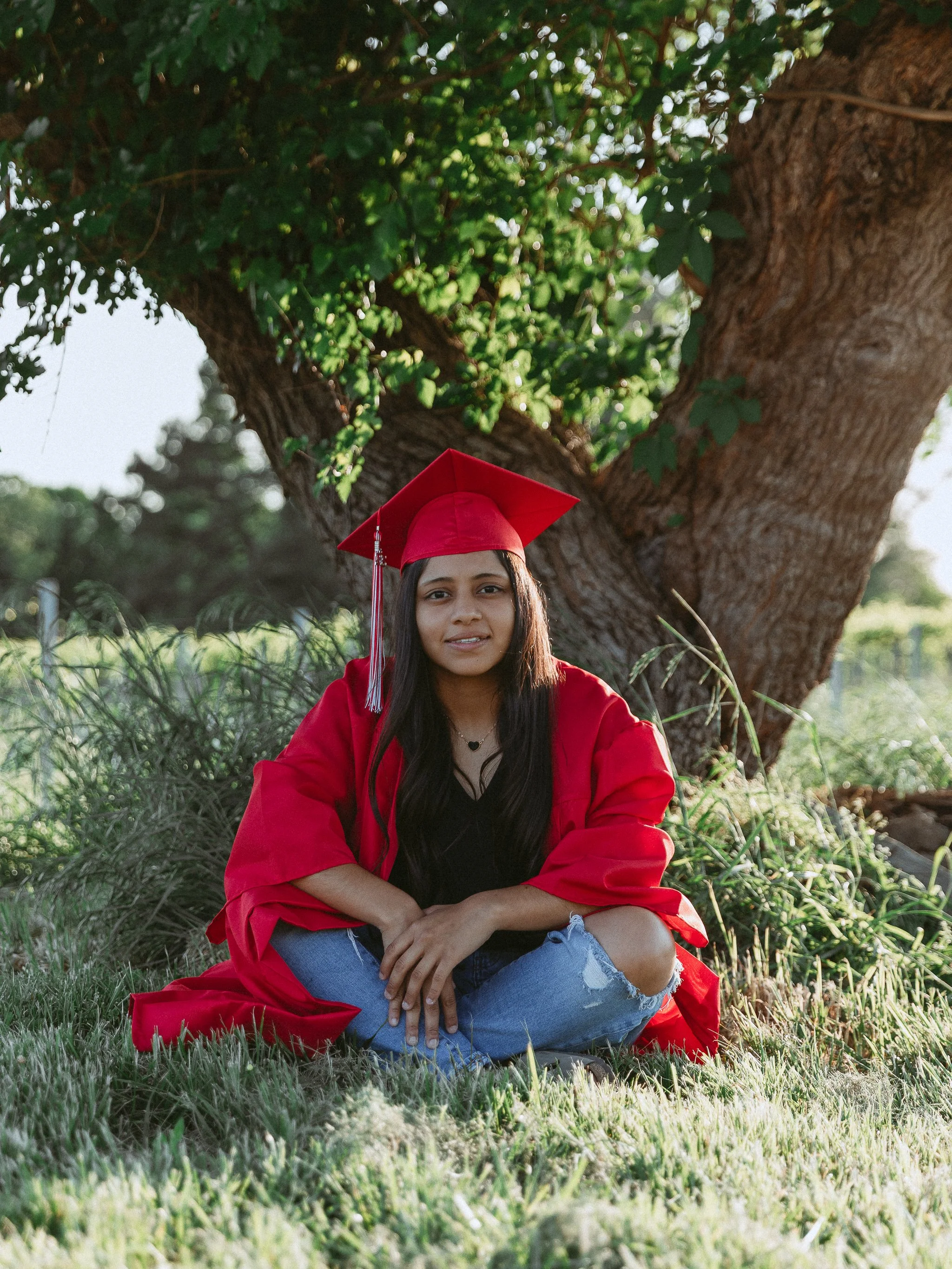 Alexis_SeniorSession_CrownWinery-65.jpg