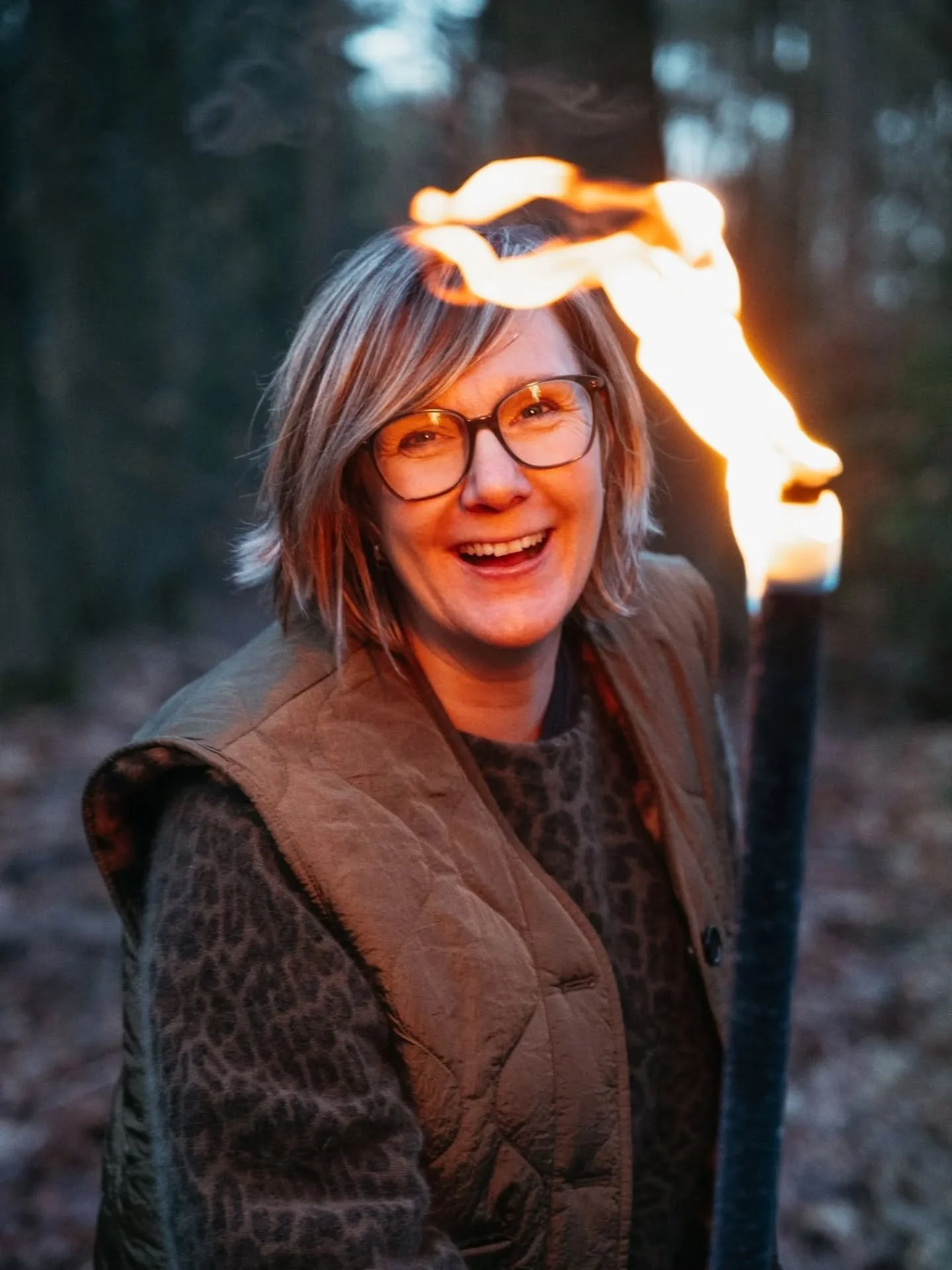 Een fakkel in mijn hand, vuur in mijn ogen 🔥

Ik neem de fakkel over als CEO van Compagnonne.

Nele vroeg het me, en ik zei ja. 

Met goesting voor wat komt. Met respect voor wat Nele en haar team neergezet hebben.

Onze missie is simpel, er alles a