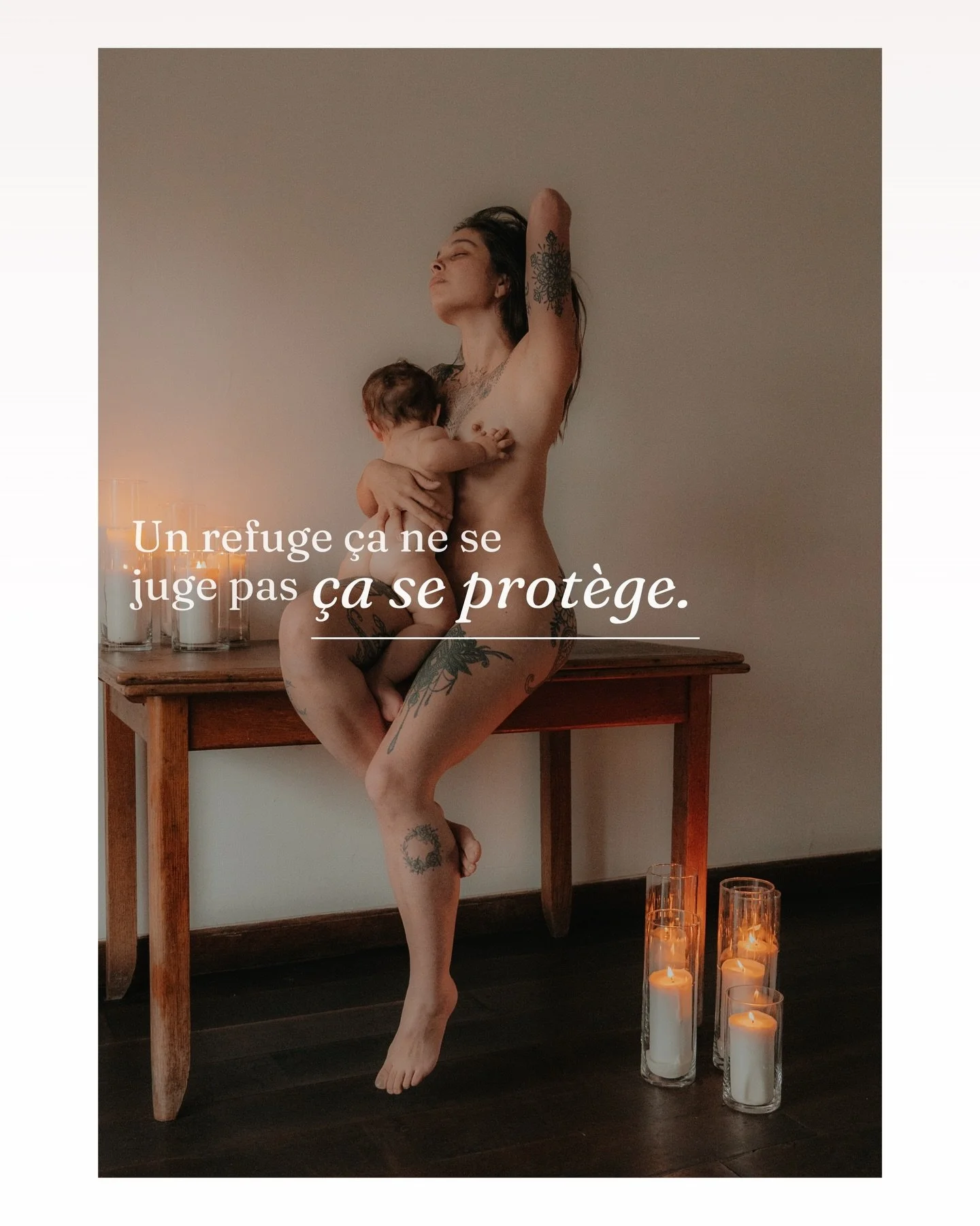 Certaines photos, on les accroche. Celles-l&agrave;, on les contemple.

Le corps d&rsquo;une m&egrave;re est un refuge.

Un endroit o&ugrave; l&rsquo;on vient se cacher quand le monde est trop grand.
Un endroit o&ugrave; les temp&ecirc;tes s&rsquo;ap
